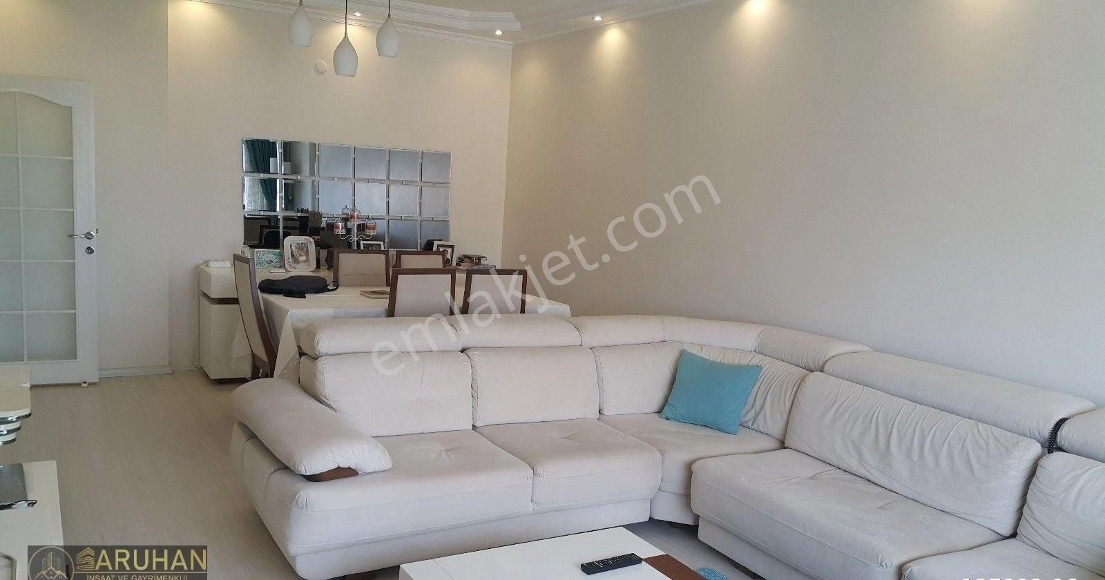 Beylikdüzü Barış Satılık Daire BEYLİKDÜZÜ MERKEZDE SATILIK 3+1 DAİRE