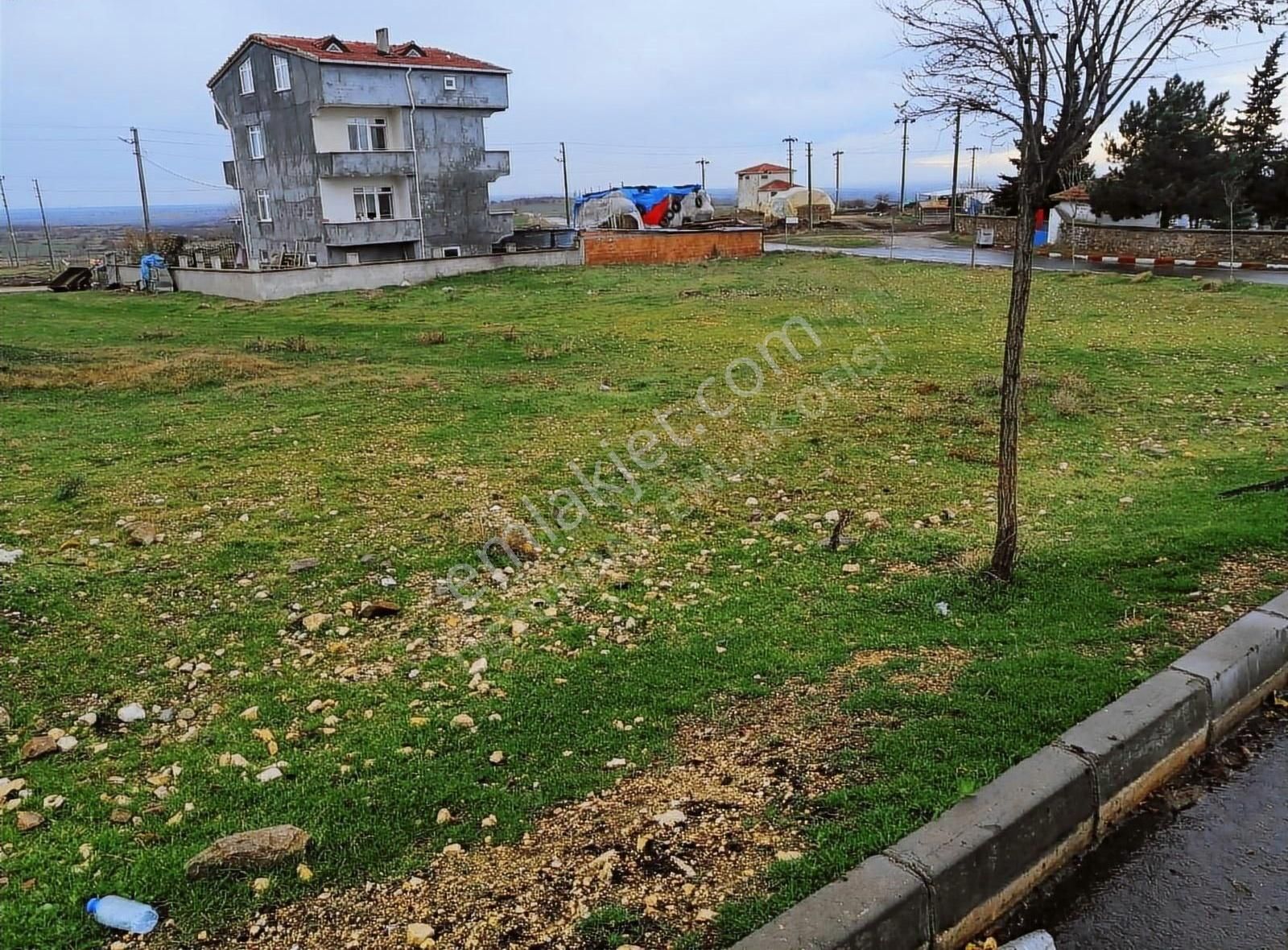 Kırklareli Merkez Üsküp Bld. (Cevat Paşa) Satılık Tarla Üsküp Gündoğdu Mahallesi Arsa