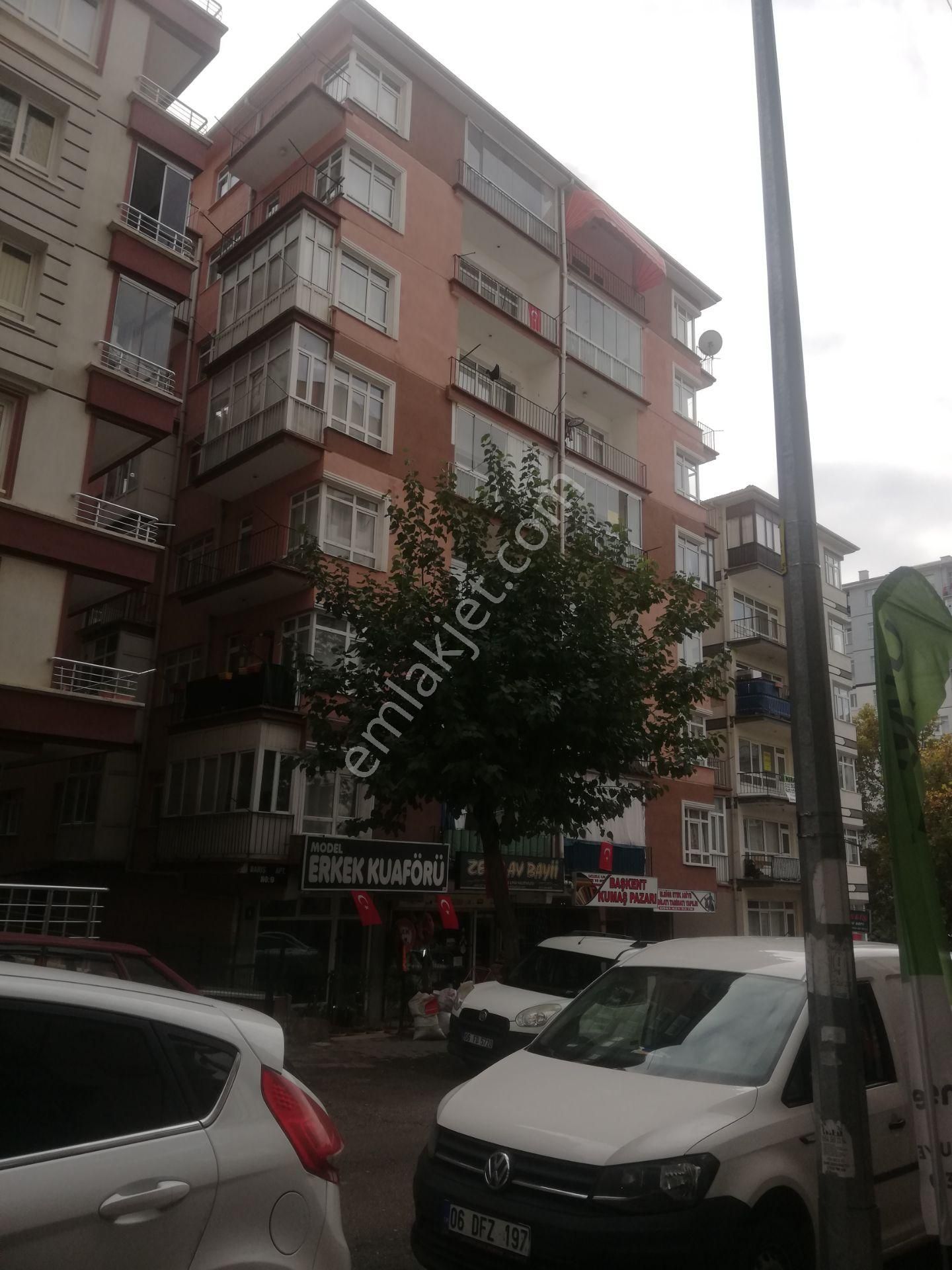 Yenimahalle Demetevler Satılık Daire  Demet'te Konaklı'dan 3+1 4.Katta Kombili Asansörlü Mantolamalı Hst.Metro Ykn.Güneşli