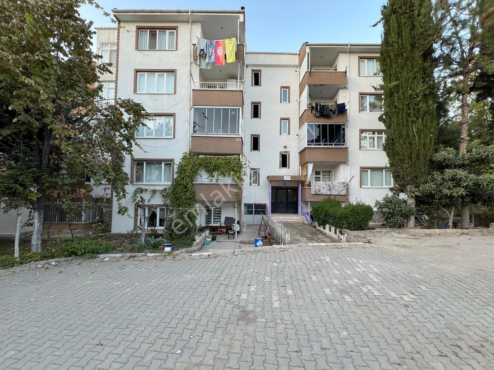 İnegöl Esentepe Satılık Daire  ROMA' dan ESENTEPE de SATILIK DAİRE