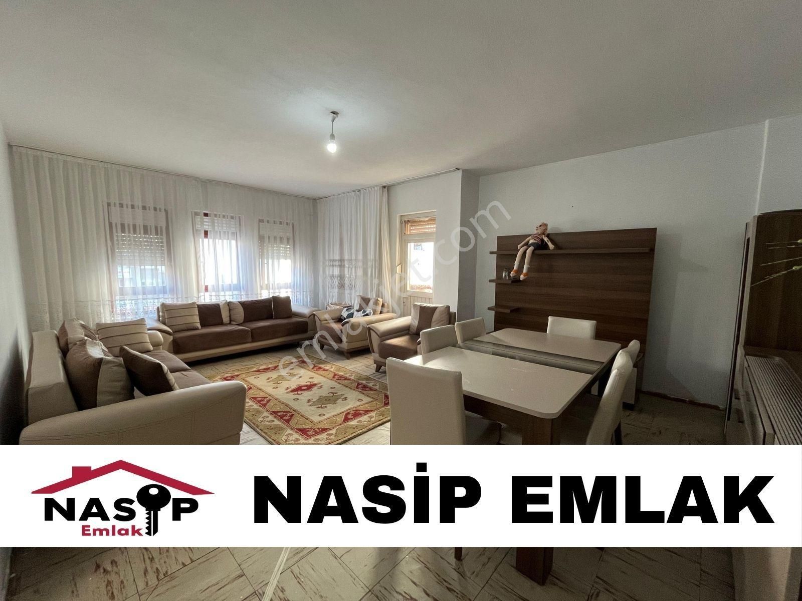 Pursaklar Yunus Emre Satılık Daire  NASİP EMLAK'TAN 3+1 YUNUS EMRE MAH. GÜNEY CEPHE KATTA DAİRE