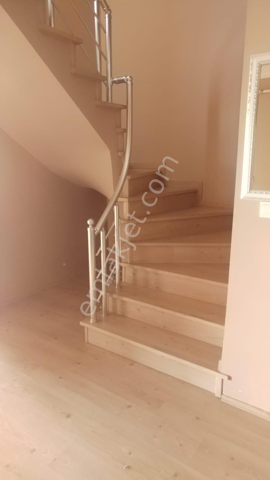 Prestij Konutları'nda Manzaralı Teraslı Dublex Satılık 4+1 Uzunlar Emlak'tan - Görsel 19