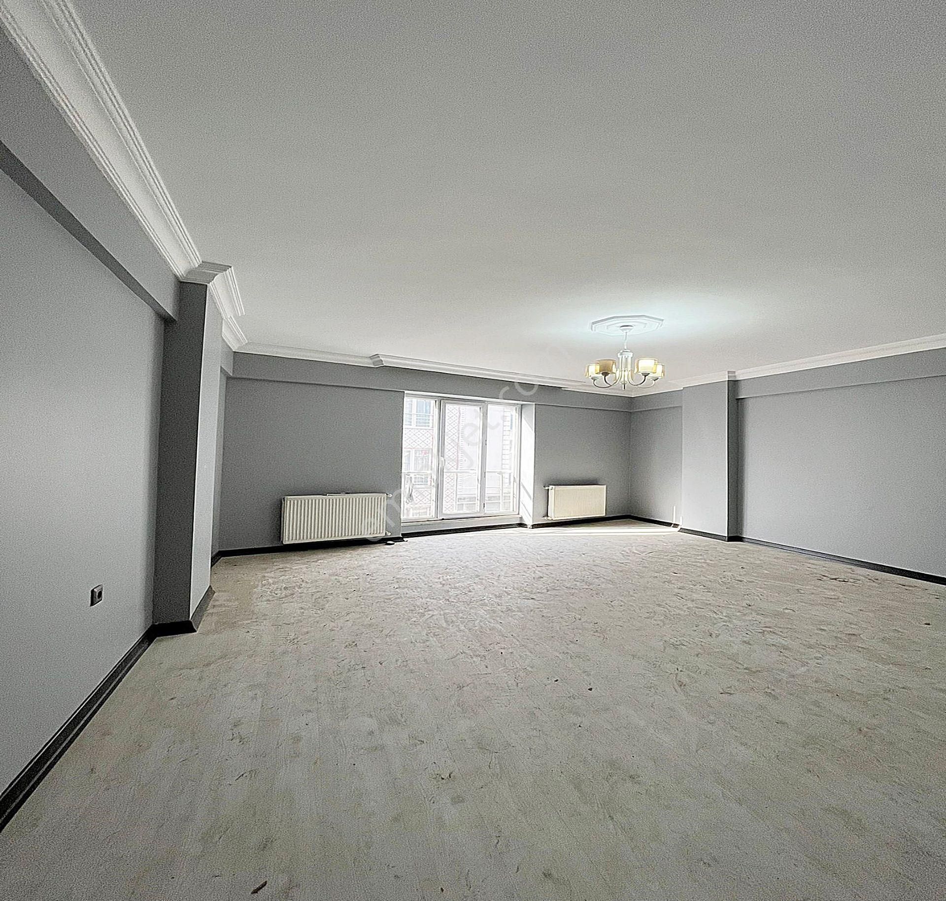 Esenyurt İncirtepe Satılık Daire  ESENYURT İNCİRTEPE MH. TABELAYA YAKIN 3+1 ARAKAT SATILIK DAİRE