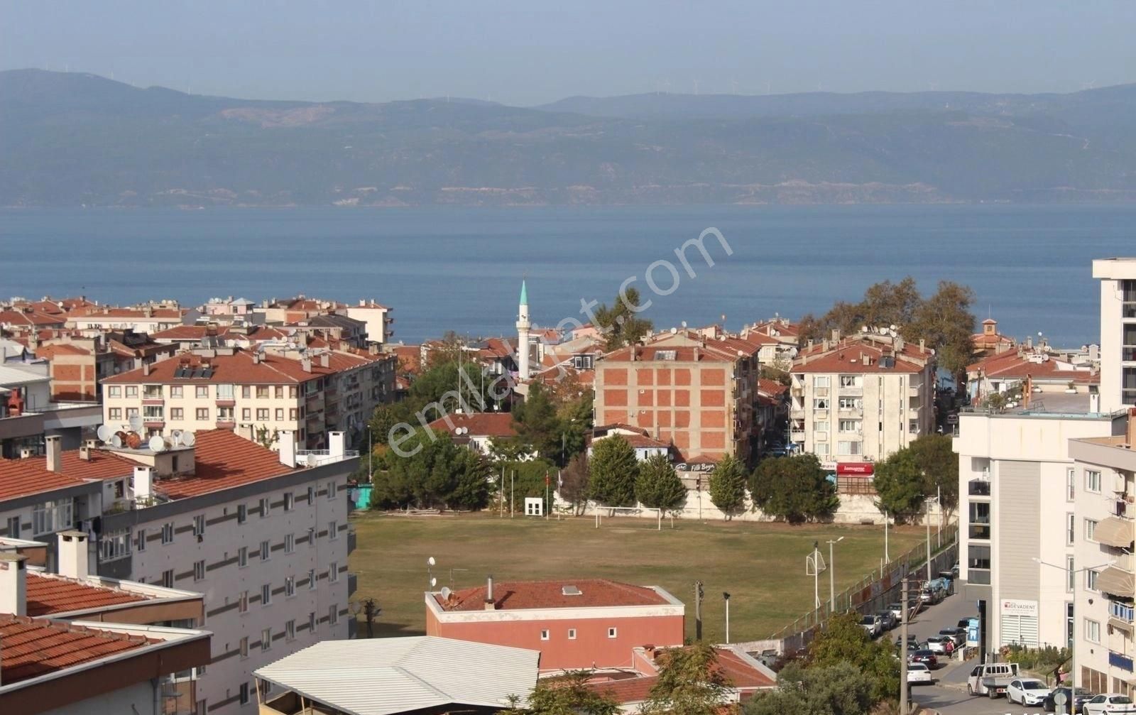 Mudanya Halitpaşa Satılık Daire MUDANYA HALİTPAŞA MAH DE  SATILIK DAİRE 2+1 ASANSÖRLÜ ARA KAT GENİŞ FERAH