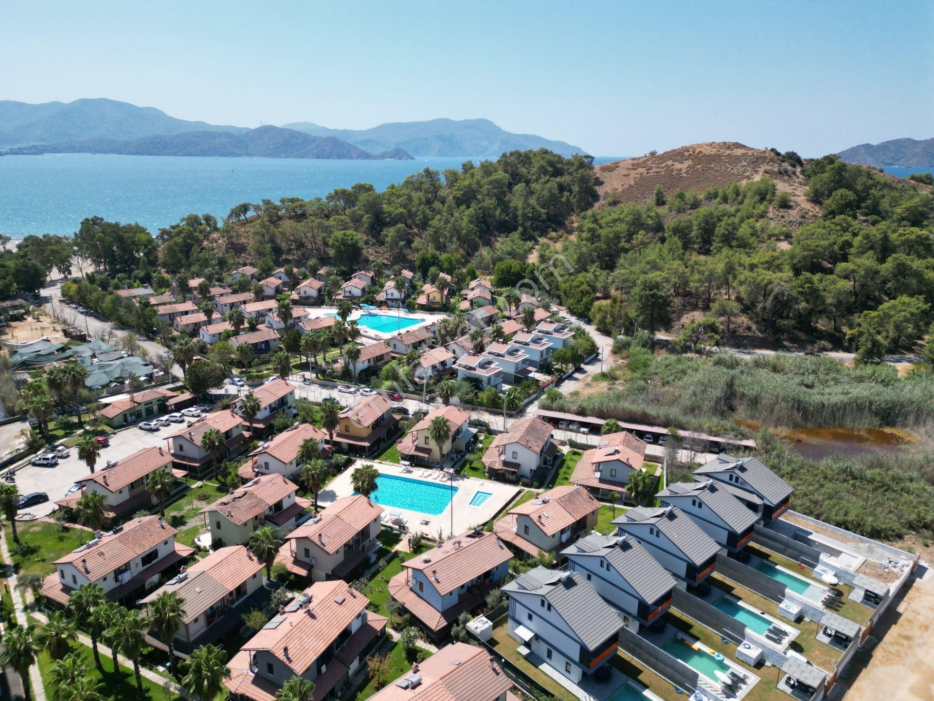 Fethiye Çiftlik Satılık Villa  GoldHouse dan Satılık Villa Site içinde 2+1