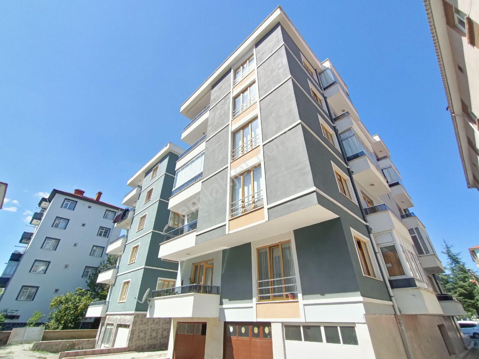 Akşehir Yarenler Satılık Daire  YARENLER ASLIMLAR MRKT CVR. 2+1 ALTTAN ISITMALI KOMBİLİ SATILIK YÜKSEK GİRİŞ DAİRE