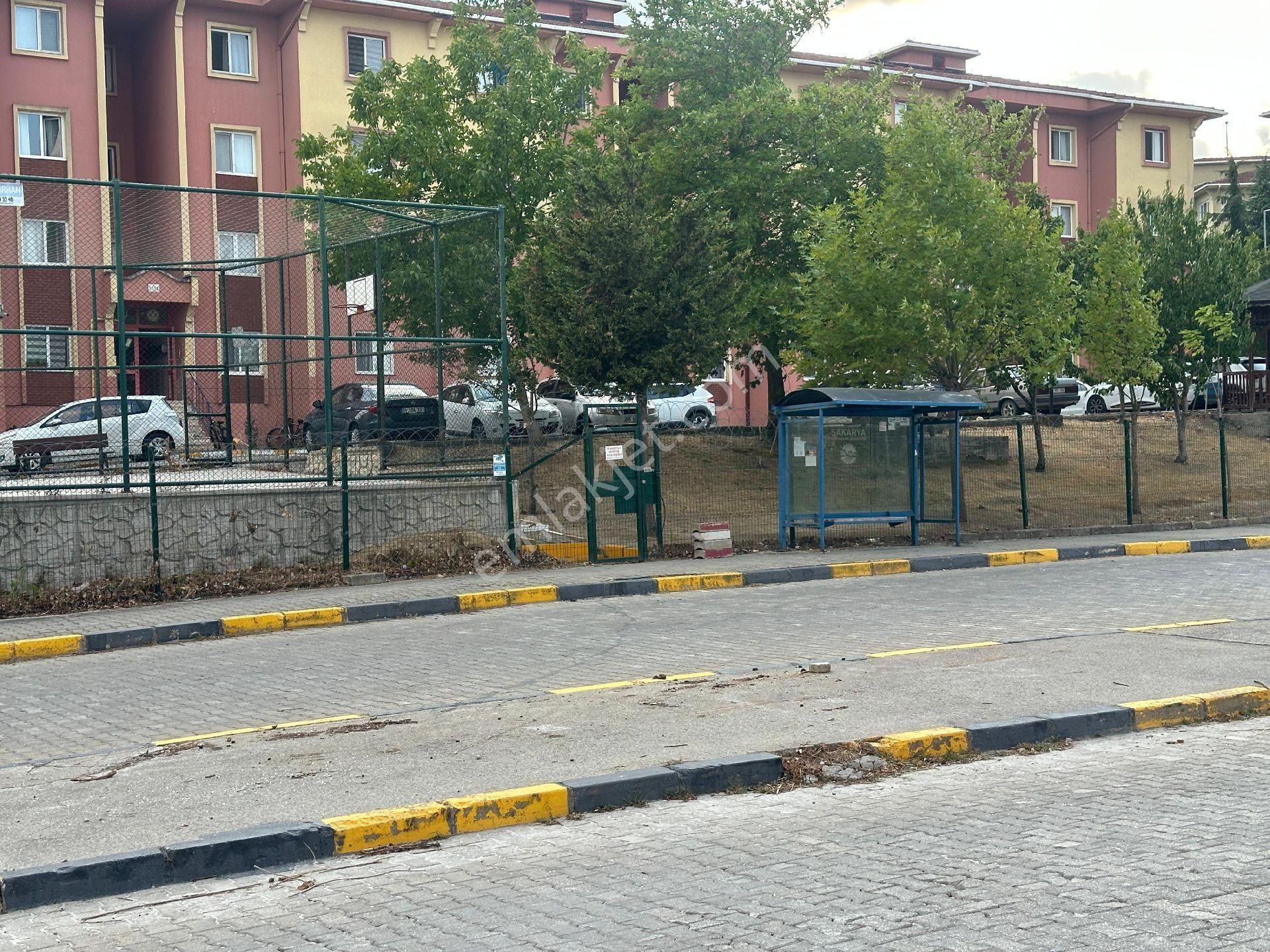 Sakarya Zümrüt Emlaktan Camili Mah. 4+1 185 M2 Satılık Daire - Görsel 10