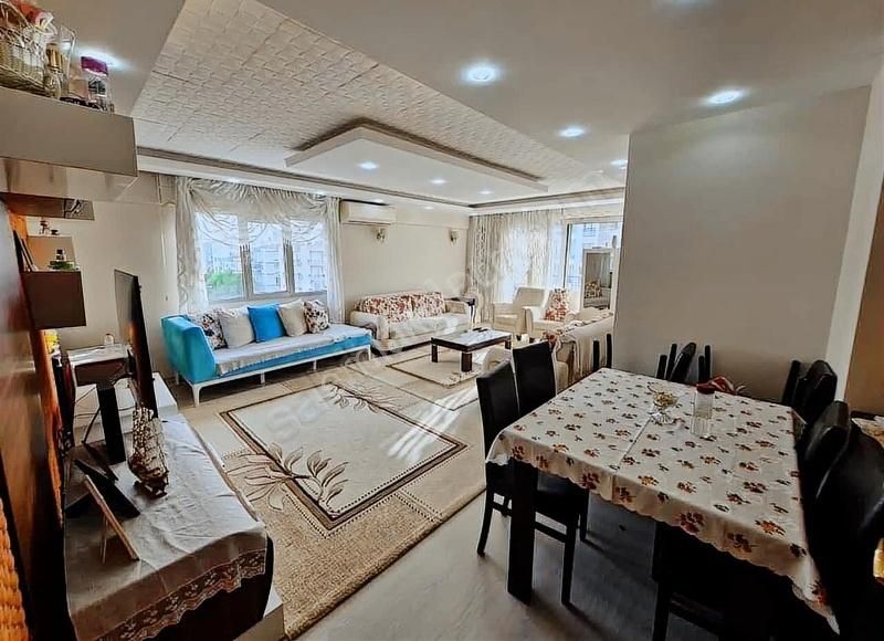 Çiğli Ataşehir Satılık Daire EKOL HASTANESİNİN KARŞISINDA 160 M2 3+1 SATILIK DAİRE