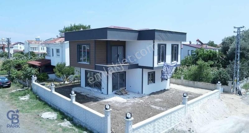 Atakum Yalı Satılık Villa ATAKUM TAFLANDA KÖŞE PARSEL SATILIK VİLLA