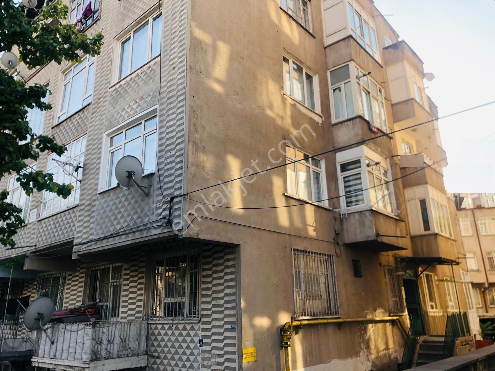 Melikgazi Hürriyet Satılık Daire  HÜRRİYET MAH. 120 m² 3 ODALI 2+1 KOMBİLİ İÇİ YAPILI ZEMİN KAT SATILIK DAİRE ÇARŞI MERKEZE YAKIN