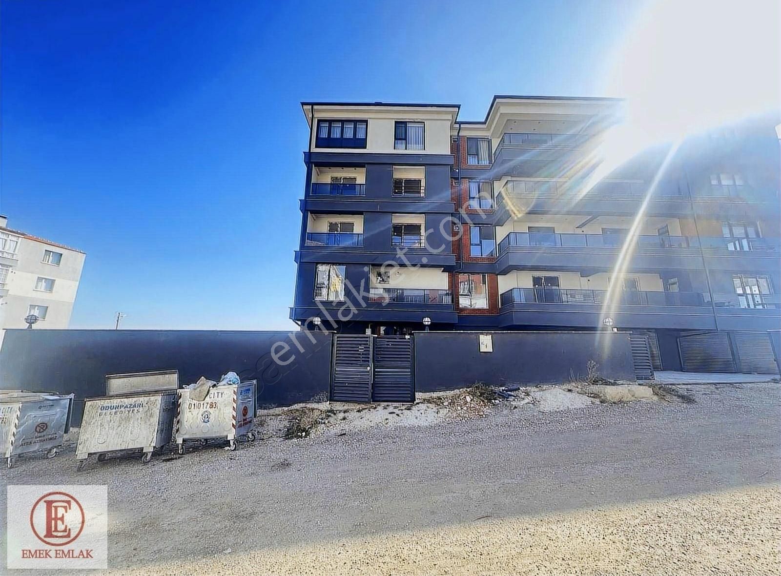 Odunpazarı 71 Evler Kiralık Daire *EMEK EMLAK*AQUA PARK YAKINI 1+1 KİRALIK DAİRE