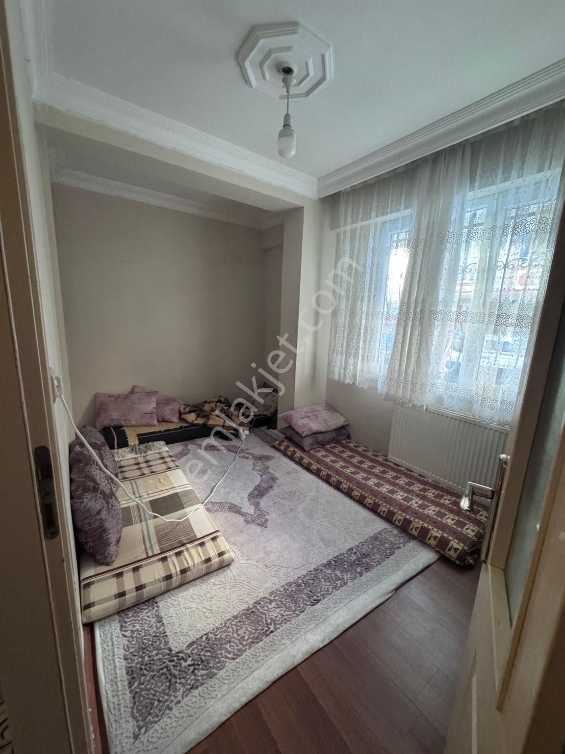 Başakşehir Güvercintepe Satılık Daire SAHİBİNDEN SATILIK YATIRIMLIK 1+1 YÜKSEK GİRİŞ DAİRE