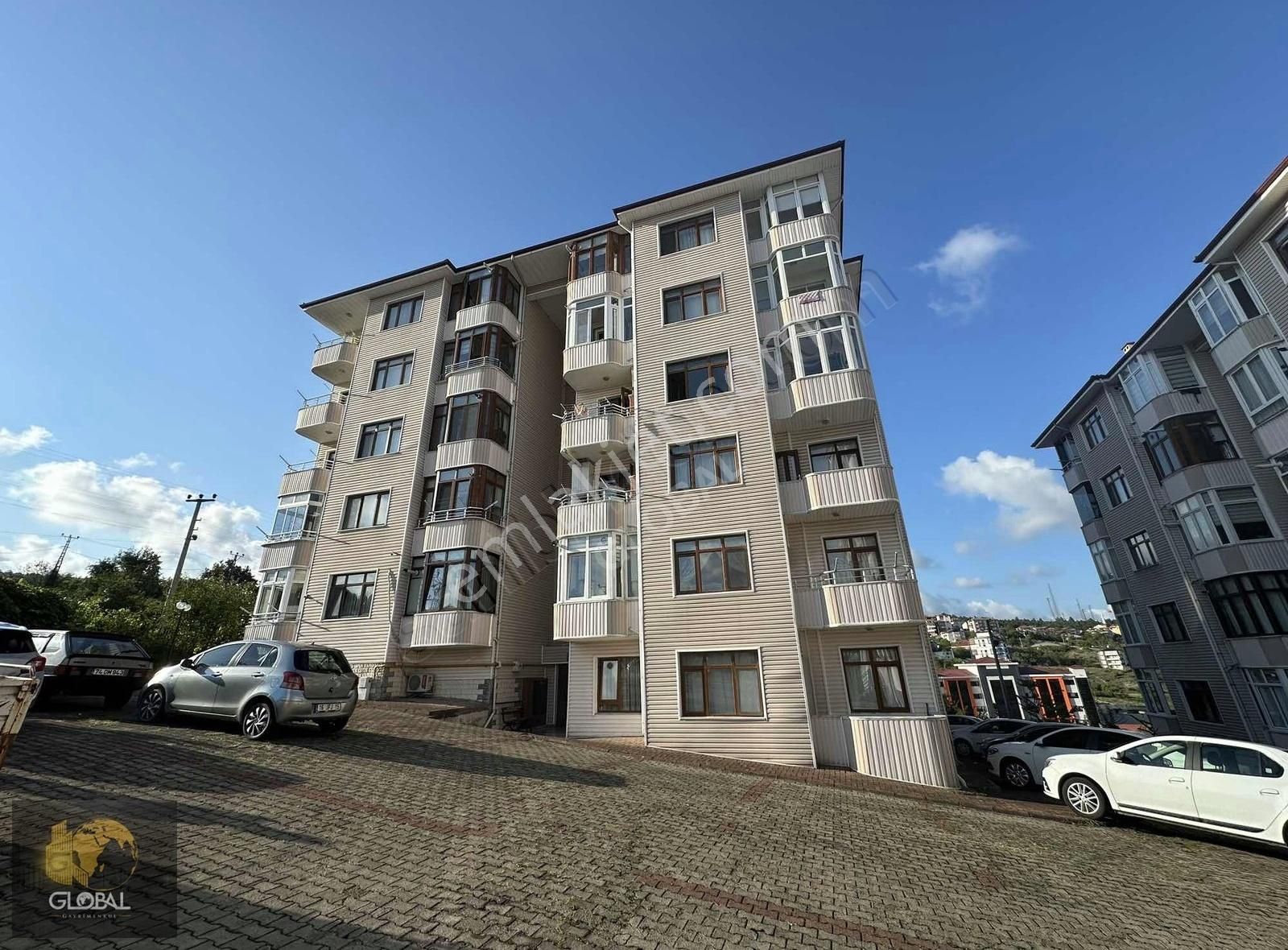 Bartın Merkez Aladağ Satılık Daire MERKEZDE SİTE İÇERİSİNDE MASRAFSIZ MANZARALI SATILIK 3+1 DAİRE