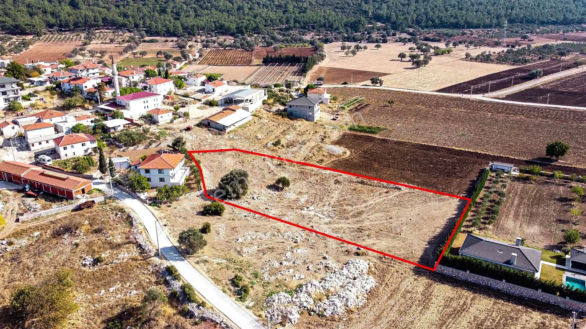 Urla Nohutalan Satılık Tarla  Urla’nın yeni yükselen değeri Nohutalan’da 3.971 m² Tarla