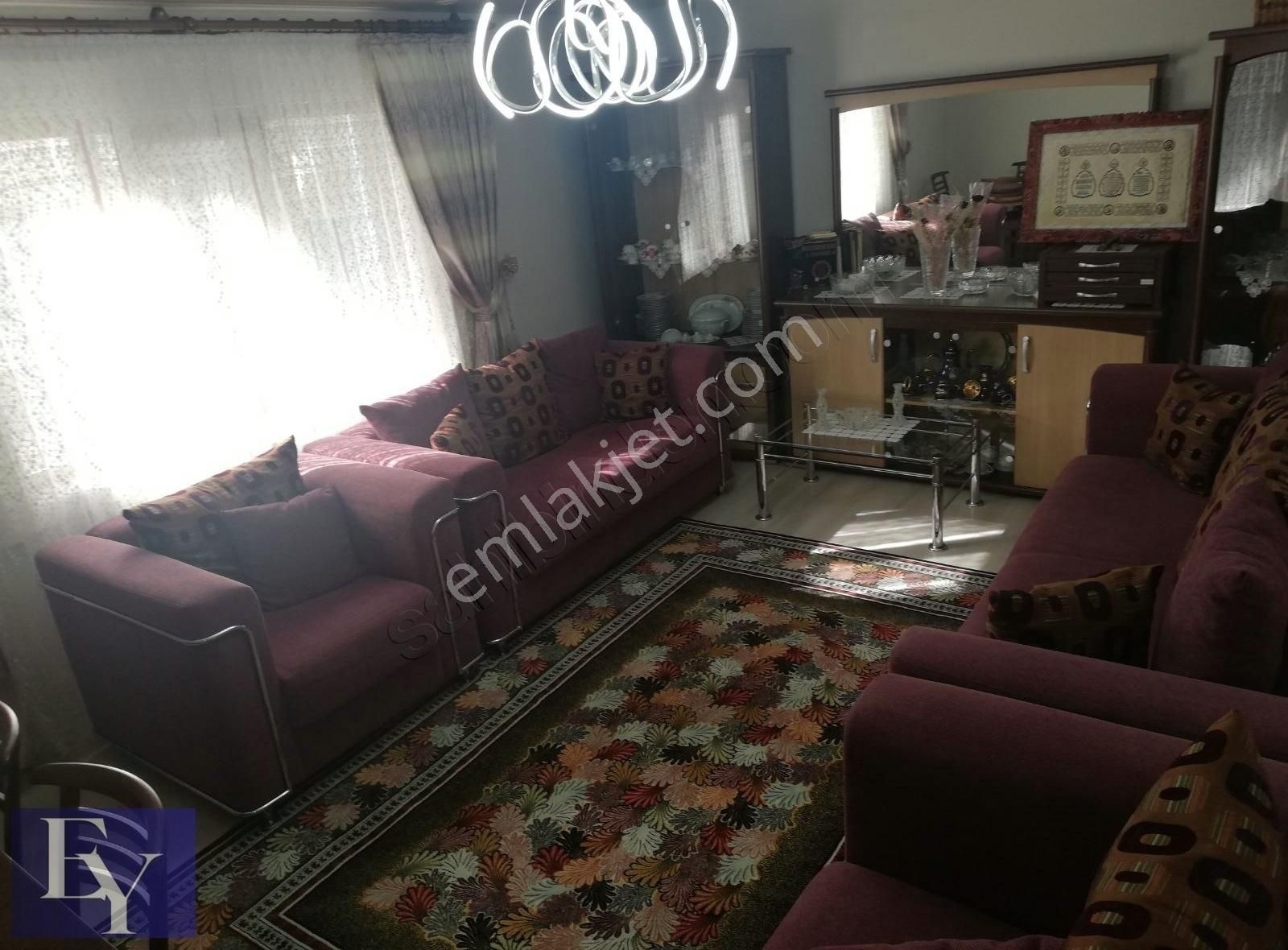 Sincan Mareşal Çakmak Satılık Daire SİNCAN MAREŞALDA 3+1 FULL YAPILI SALON BAĞIMSIZ SATILIK DAİRE