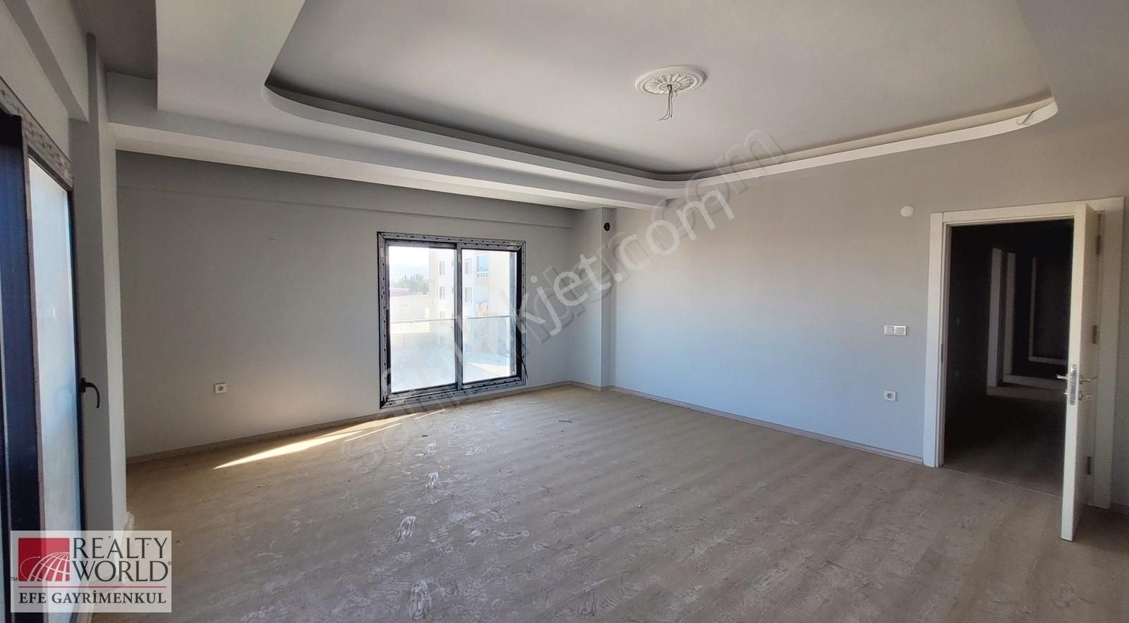 Torbalı Tepeköy Kiralık Daire TEPEKÖY MH İZBANA ULAŞIMA YAKIN AİLEYE KİRALIK 3+1 150 M2 DAİRE