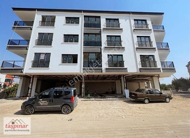 Aksaray Merkez Selçuklu Satılık Daire SELÇUKLU MH SATILIK 3+1 ARA KAT GÜNEY CEPHE DAİRE