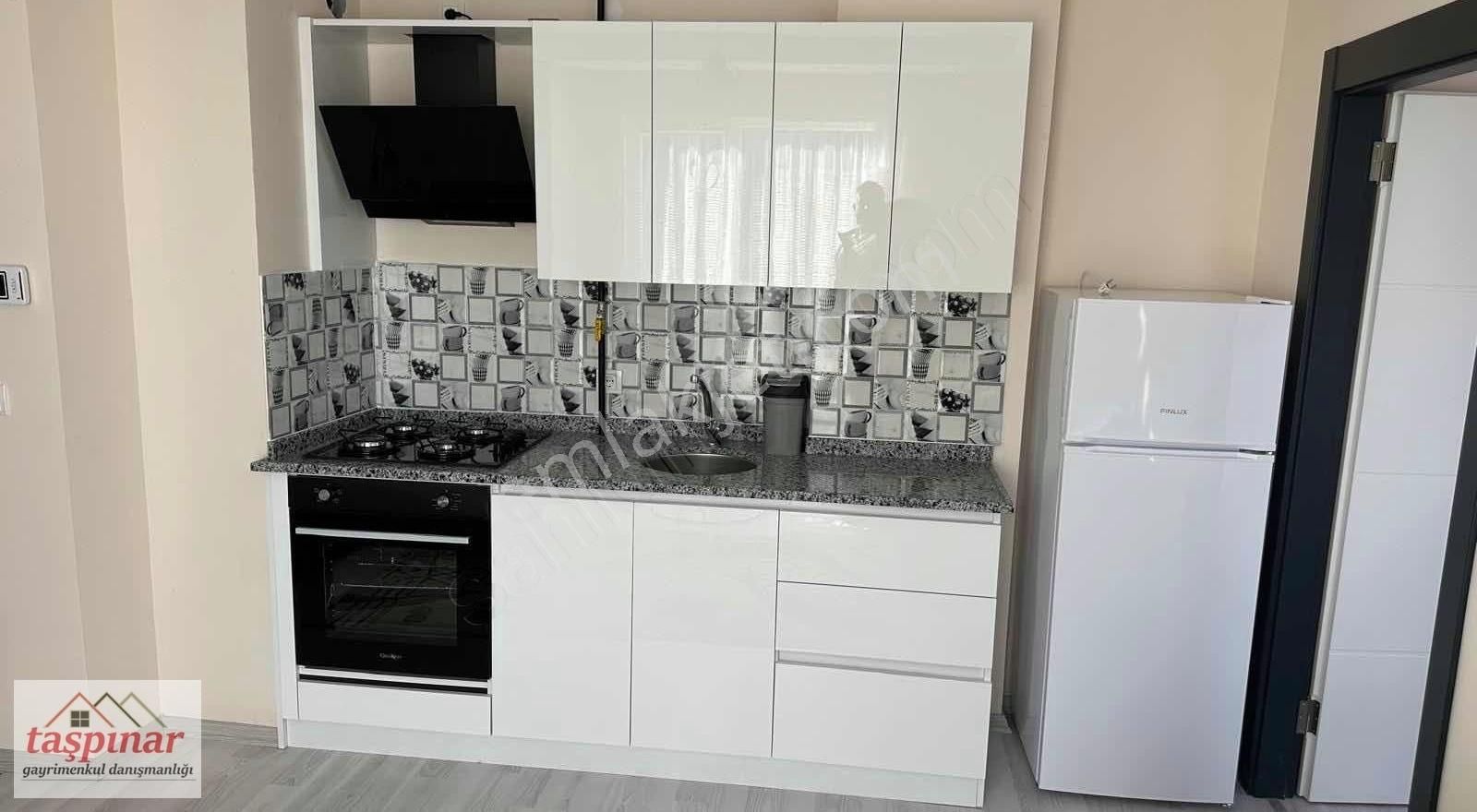 Aksaray Merkez Tacin Kiralık Daire TACİN MH ŞEHİR HASTANESİ YAKINI EŞYALI BALKONLU 1+1 DAİRE