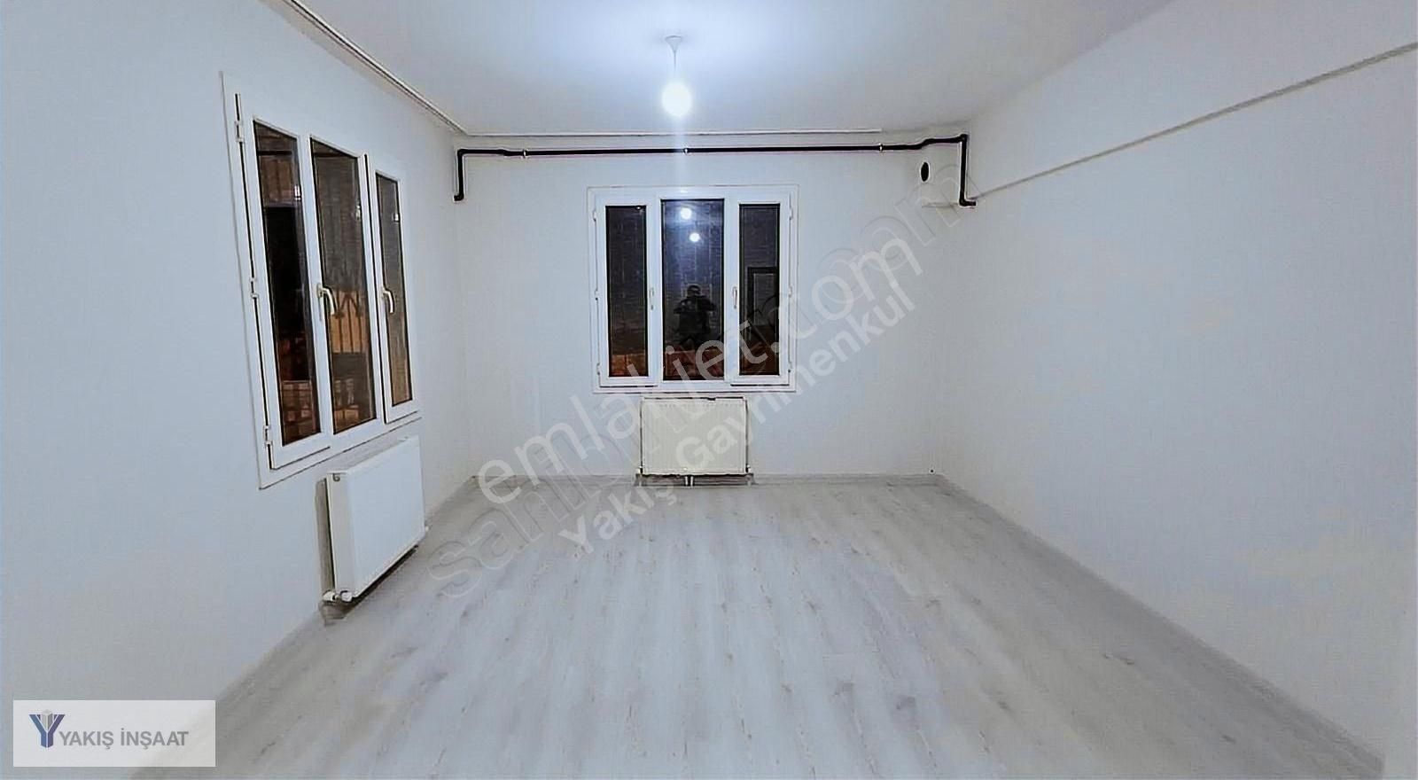 Karabağlar Sevgi Kiralık Daire Sevgı Mahallesınde Bakımlı Ferah Kiralık Daıre