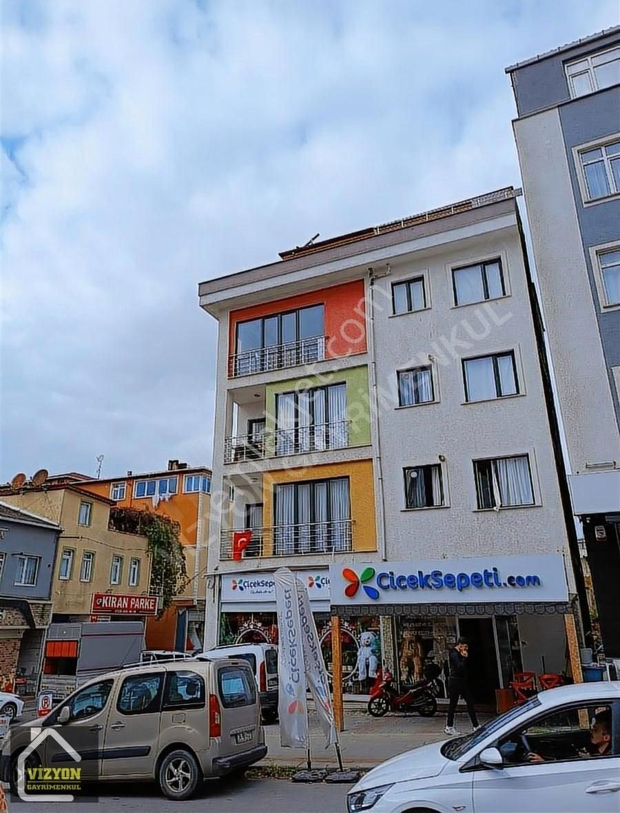 Pendik Esenyalı Satılık Daire ESENYALI MERKEZ CADDE ÜSTÜHEM İŞYERİ HEMDE MESKEN,İMAMİ AZAM cad