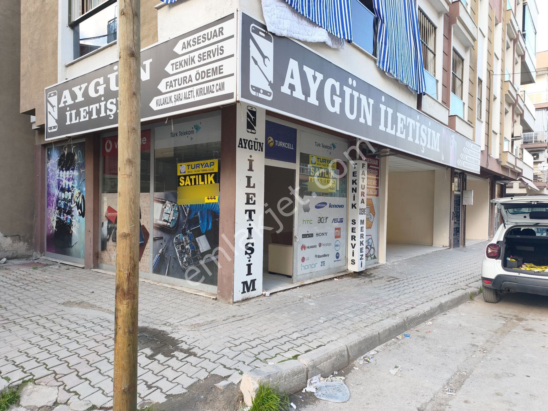 Buca Göksu Mahallesi Ana Cadde Üzeri Köşe Satılık Dükkan