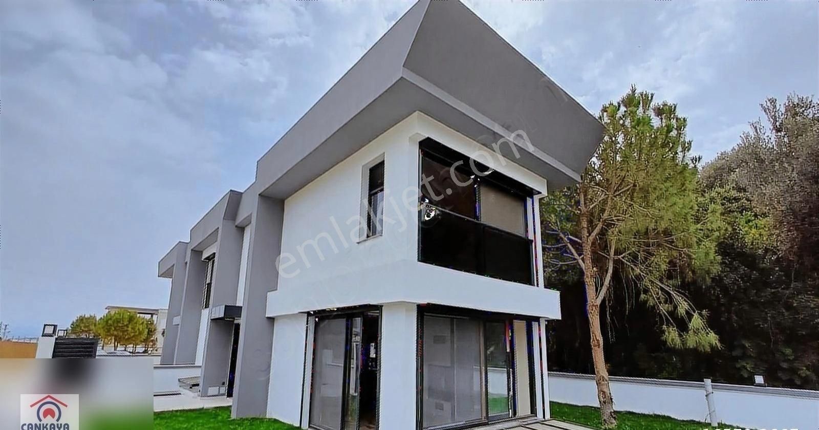 Dalyan Denize 100m. 5+1 3 Katlı 300 M2 Arsalı Havuzlu Lüks Villa - Görsel 4