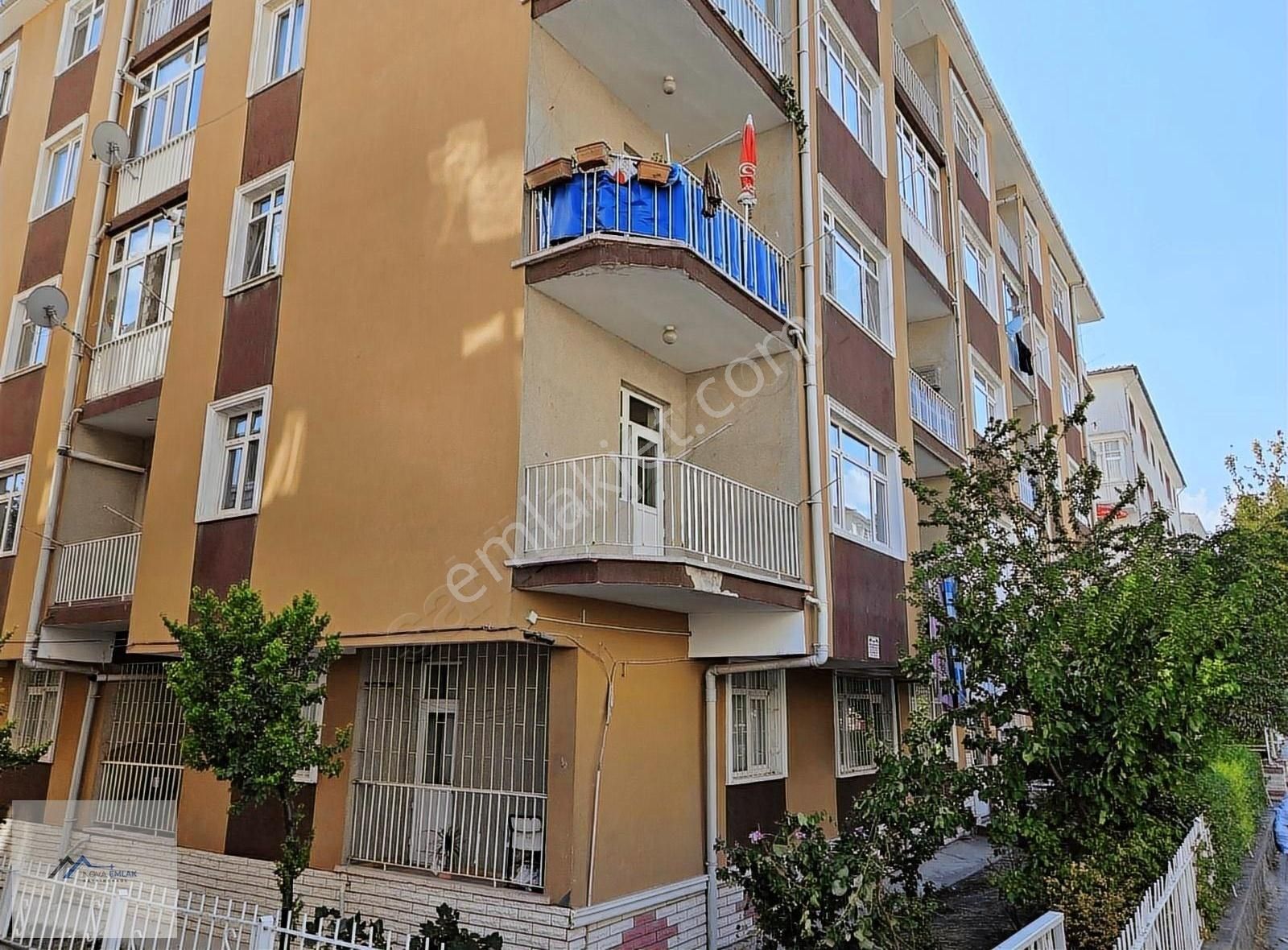 Sincan Plevne Satılık Daire SİNCAN PLEVNE MAH ARA KATTA 3+1 SATILIK DAİRE