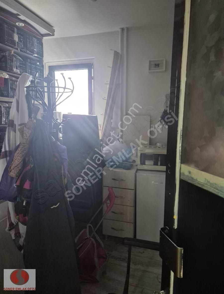 Kadıköy Osmanağa Kiralık Dükkan & Mağaza KADIKÖY ALTIYOLDA İŞ HANINDA KÜÇÜK DEPO