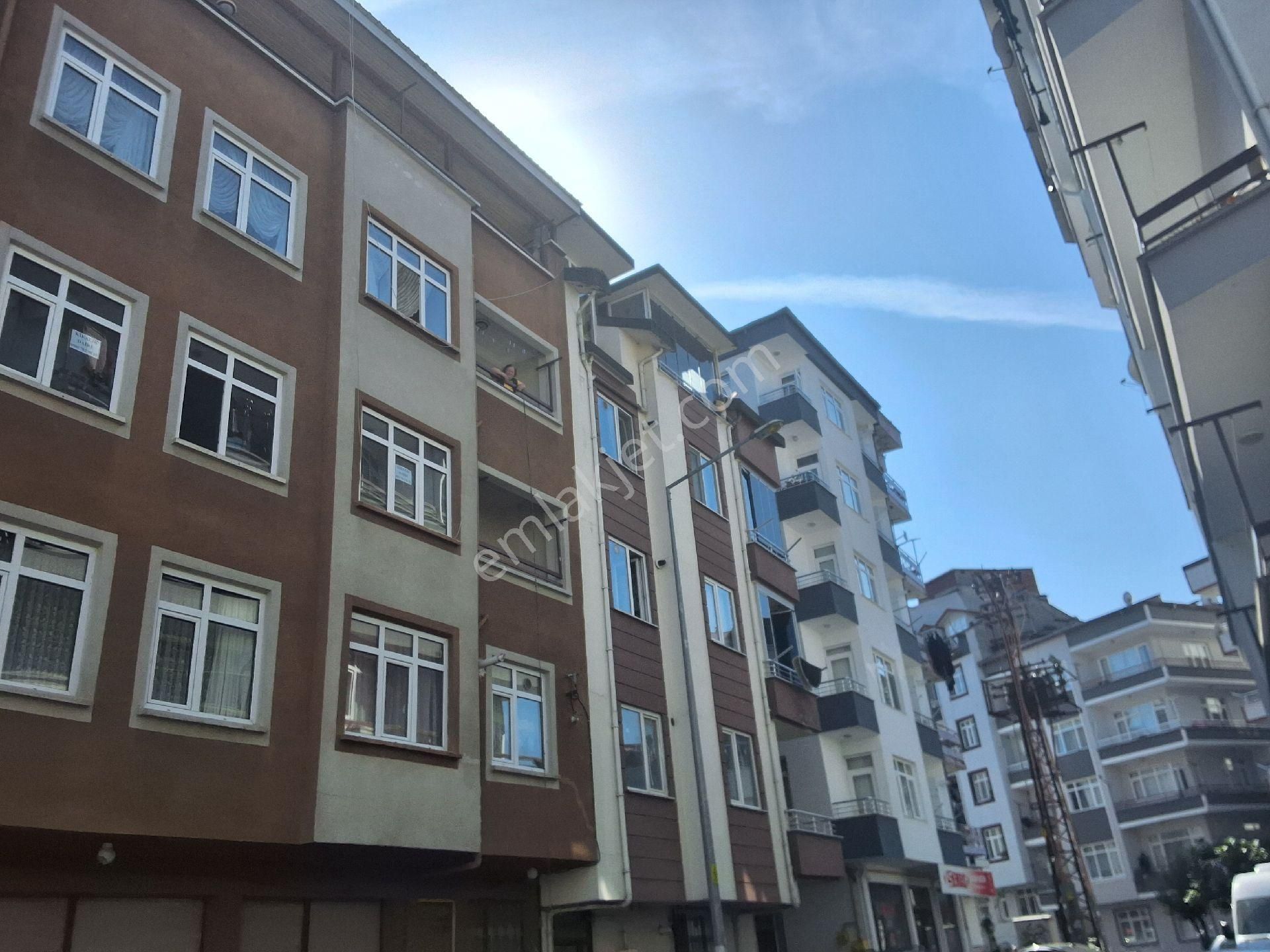 Altınordu Bucak Kiralık Daire KARAMANOĞLU EMLAK'TAN MERKEZDE KİRALIK DAİRE