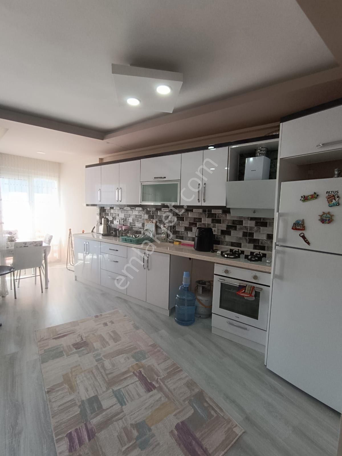 Kuşadası Davutlar Satılık Daire KUŞADASI DAVUTLARDA DENİZ MANZARALI EŞYALI FIRSAT SATILIK DAİRE