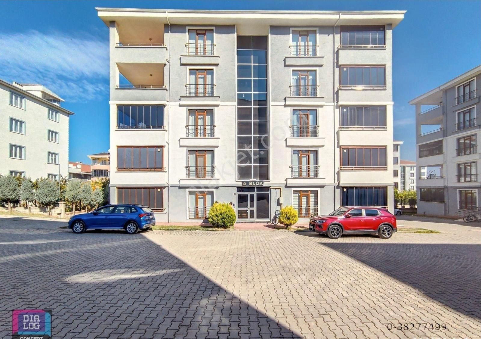 İnegöl Yunusemre Satılık Daire BURSA İNEGÖL ALANYURT YUNUSEMRE MAHALLESİNDE MEGA YAŞAM 1 SİTESİNDE FIRSAT 3+1 SATILIK DAİRE