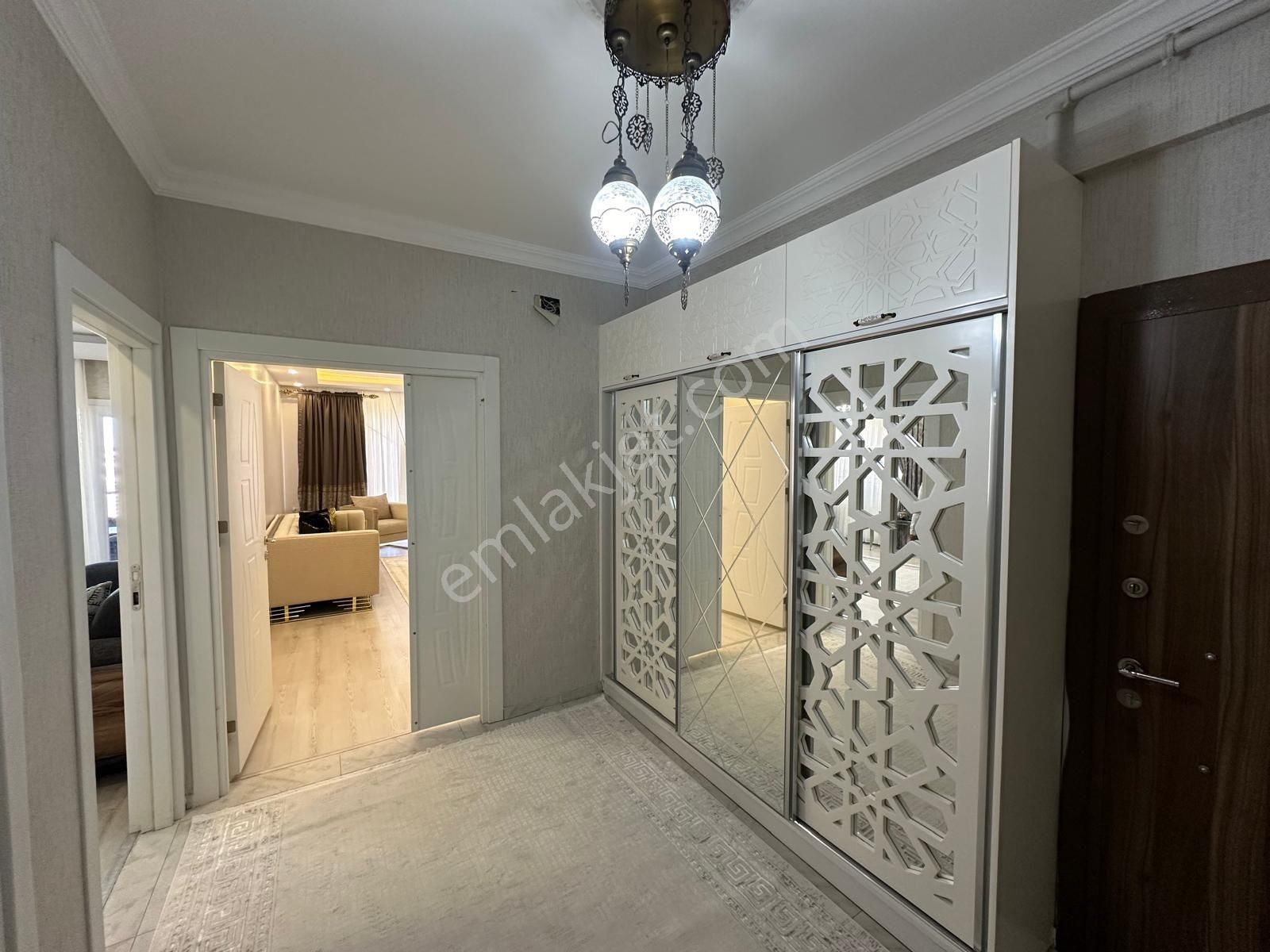 Karaköprü Doğukent Satılık Daire BADILLI EMLAK TAN DOĞUKENT MAH SİTE İSTANBUL YANİ 3+1LÜKS SATILIK DAİRE 