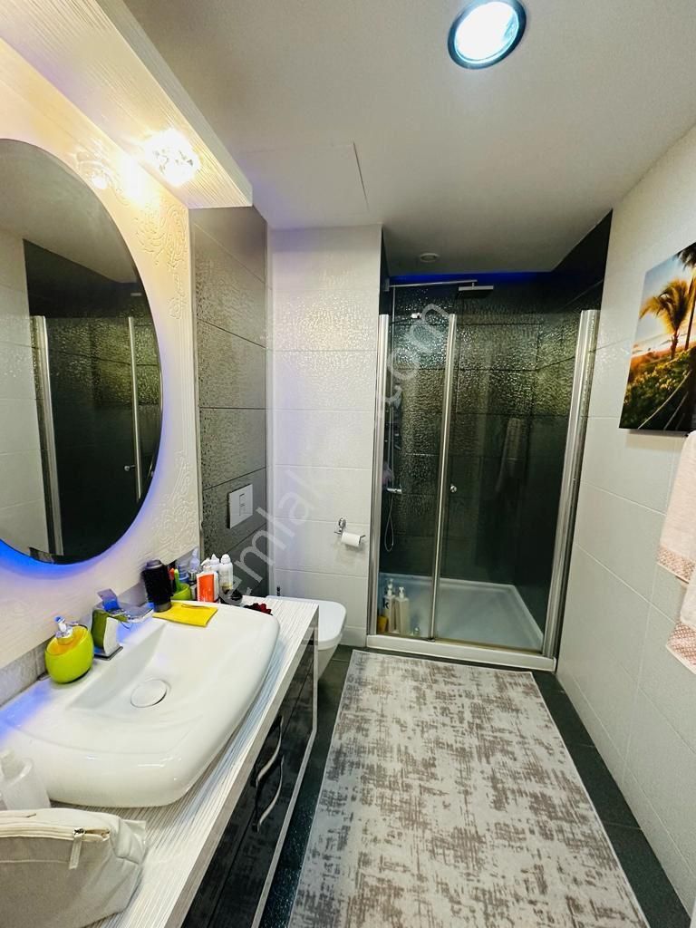 Alanya Mahmutlar Azura Park Sitede Deniz Manzaralı 1+1 Eşyalı Satılık Lüks Daire - Görsel 2
