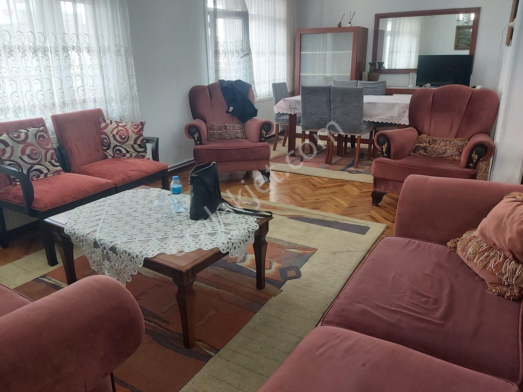 Güngören Mareşal Çakmak Kiralık Daire GÜNGÖREN CAMLIKAHVE'DE 3+1 FULL EŞYALI YÜKSEK GİRİŞ KİRALIK DAİRE