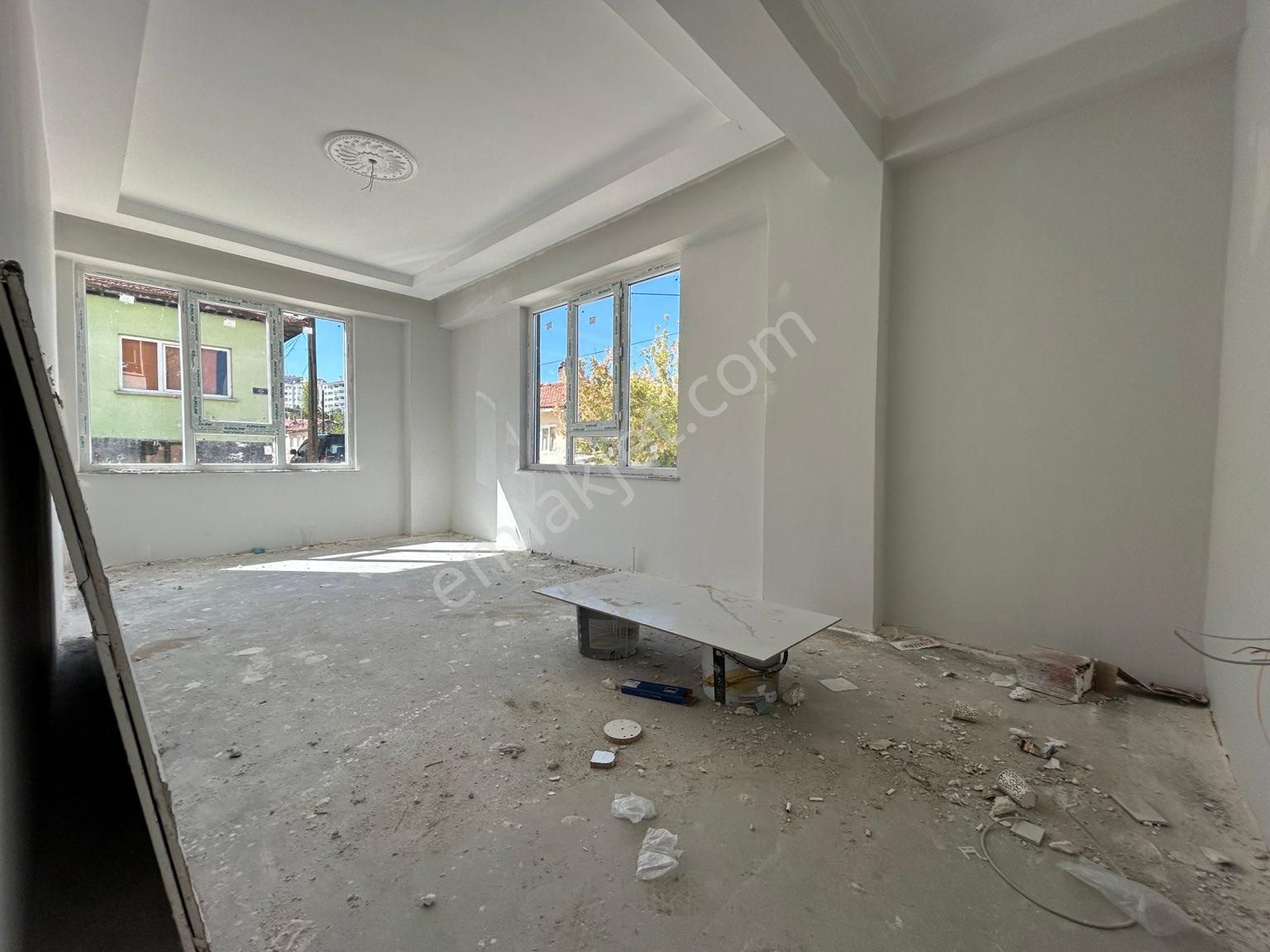 Odunpazarı Erenköy Satılık Daire  ERENKÖY MAH. KIRBAŞI CADDESİ YAKINI 2+0 75M2 DAİRE