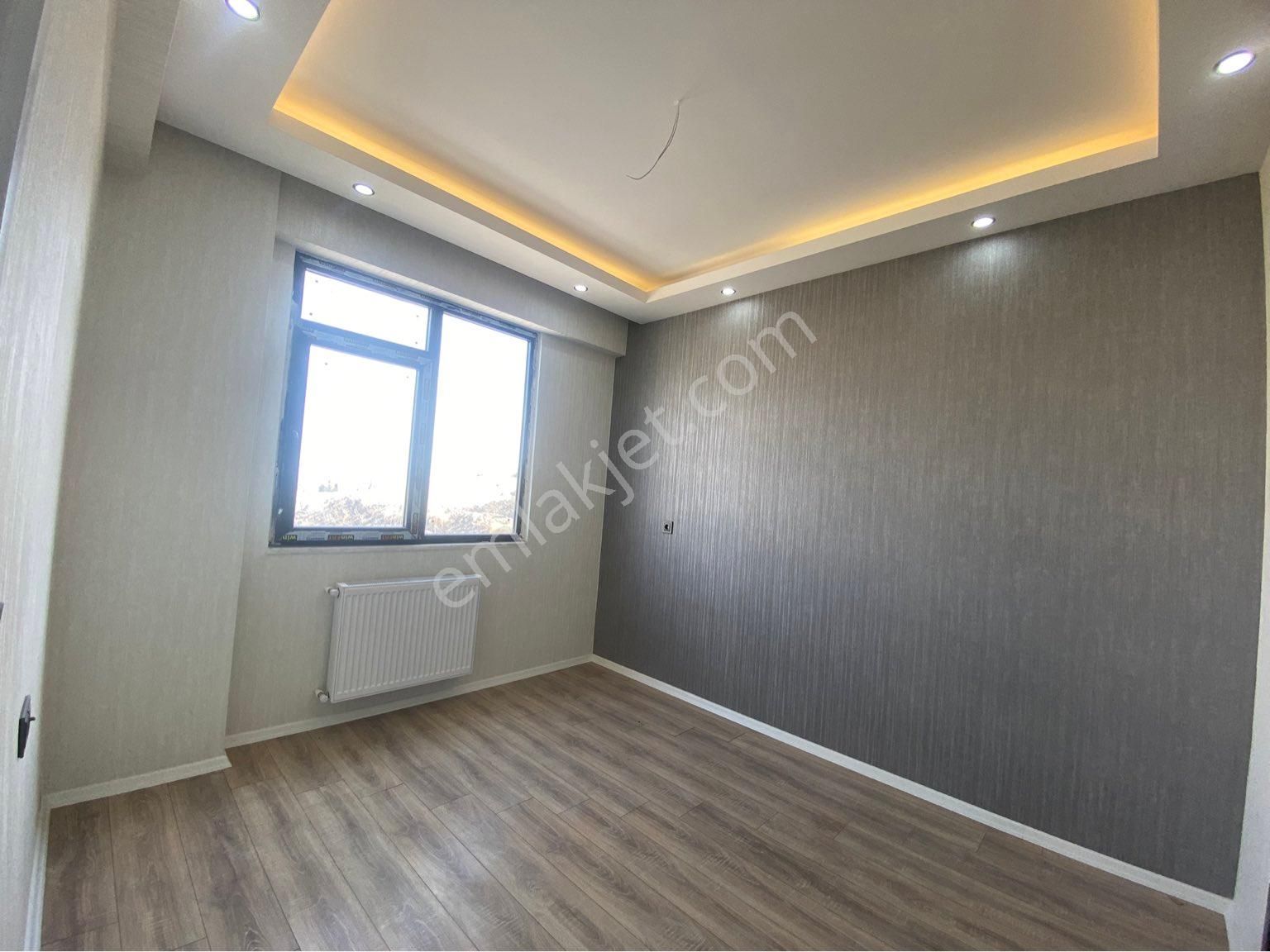 Cadde 17 Emlaktan Satılık 2+1 Daire - Görsel 4