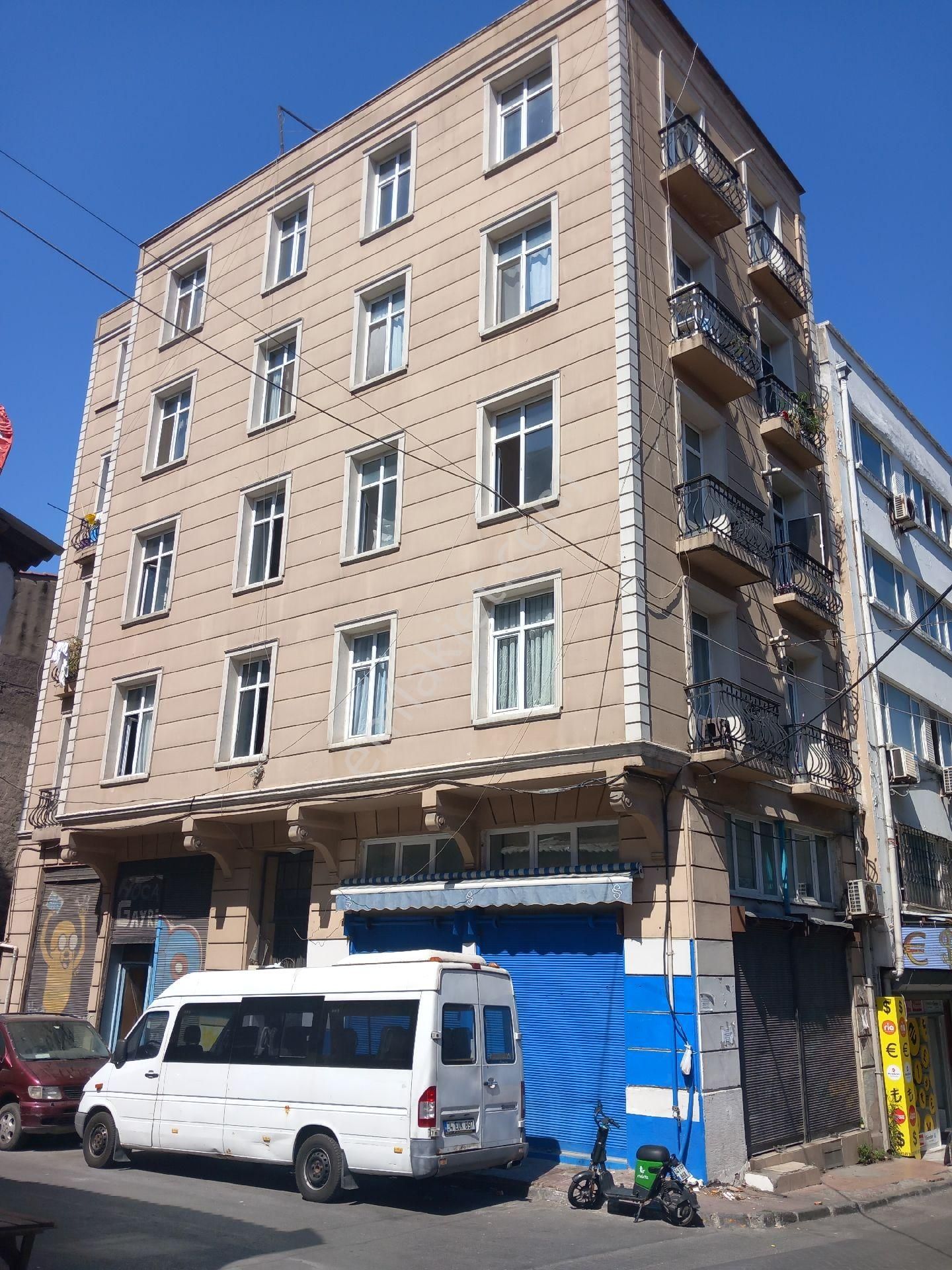 Beyoğlu Bostan Satılık Bina BEYOĞLUNDA OTELLER BÖLGESİNDE KÖŞE BİNA