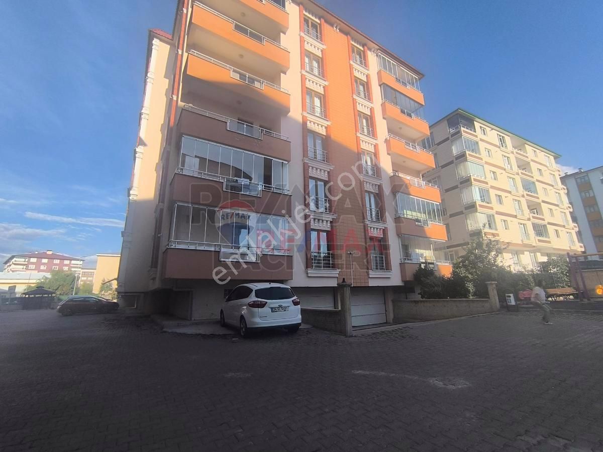 Palandöken Hüseyin Avni Ulaş Kiralık Daire Re/max Lacivert'ten Yıldızkent'te Kiralık 3+1 Daire