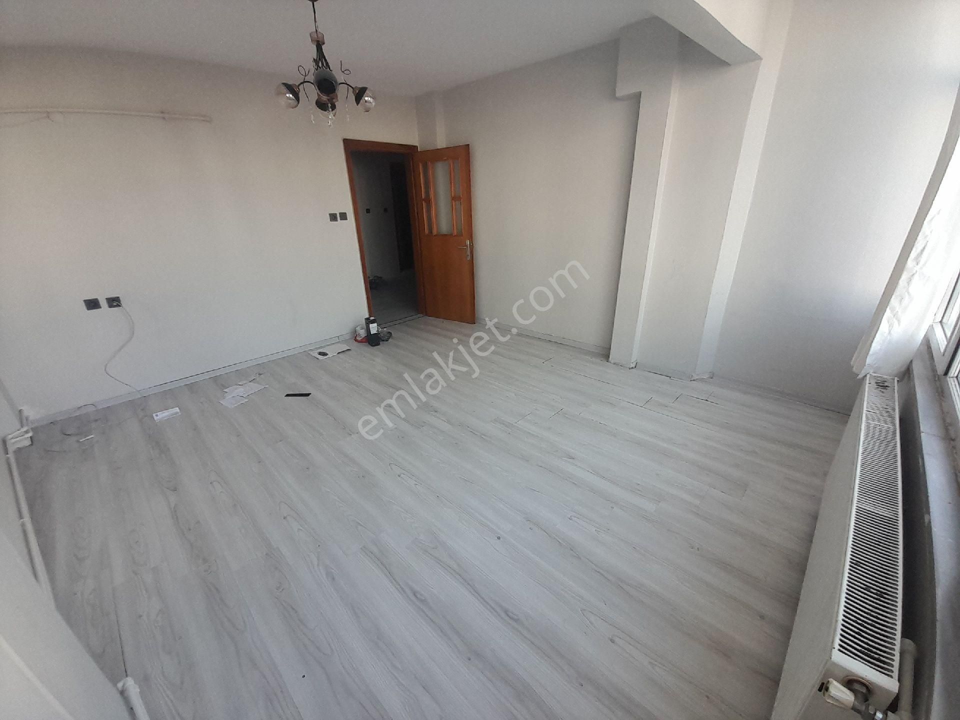 Küçükçekmece Halkalı Merkez Kiralık Daire halkalı merkez abay cd 2+1 100m2 2.kat daire