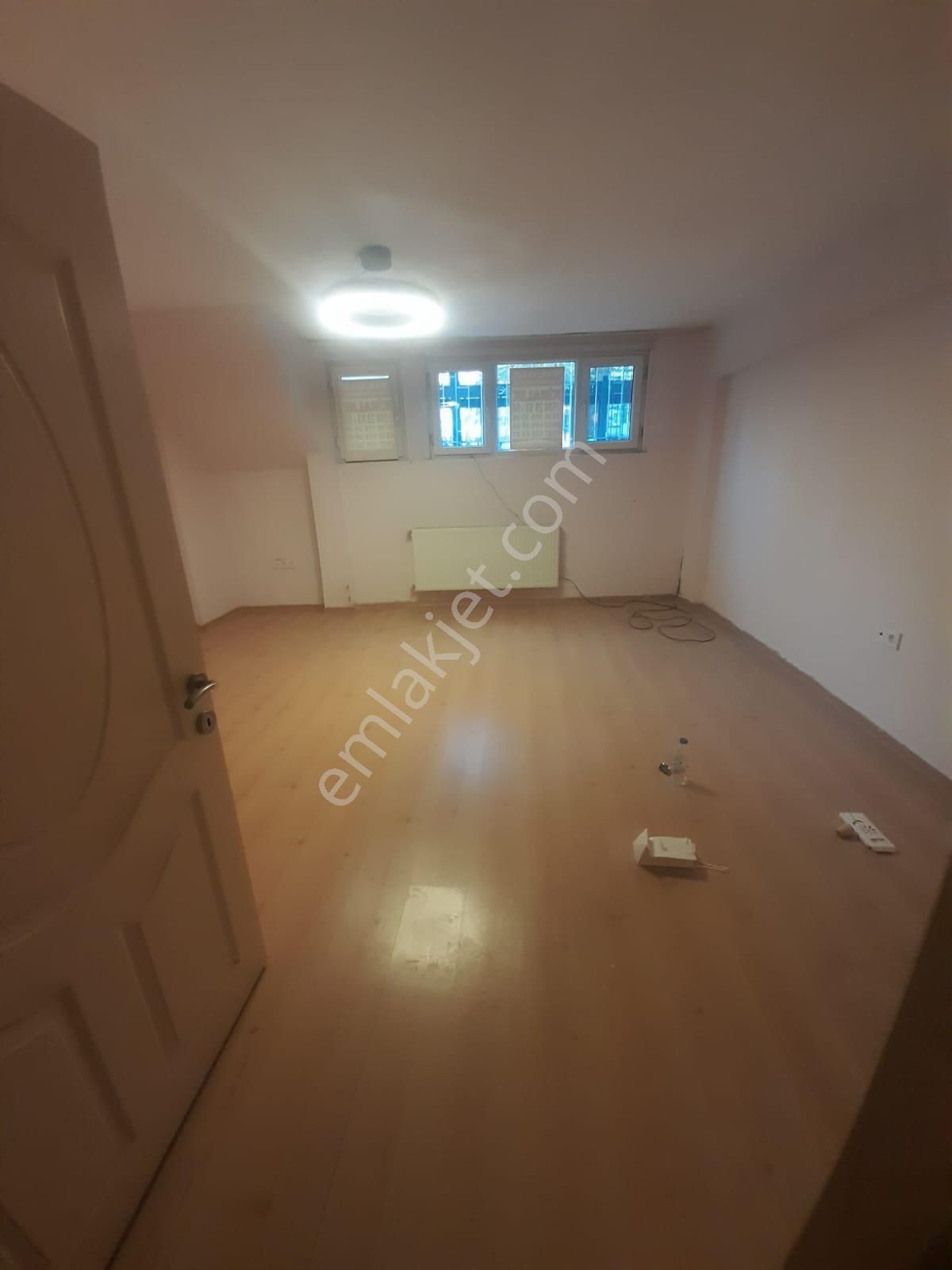 Fatih Silivrikapı Kiralık Daire ECEM EMLAKTAN KOCAMUSTAFAPAŞA MERKEZDE BAHÇELİ BODRUM