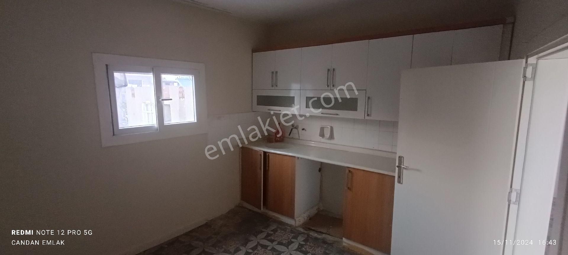 Seyhan Sümer Kiralık Müstakil Ev SEYHAN SÜMER MAH. KİRALIK 2+1 BARAJYOLUNA YÜRÜME MESAFESİ MERKEZİ KONUMDA 