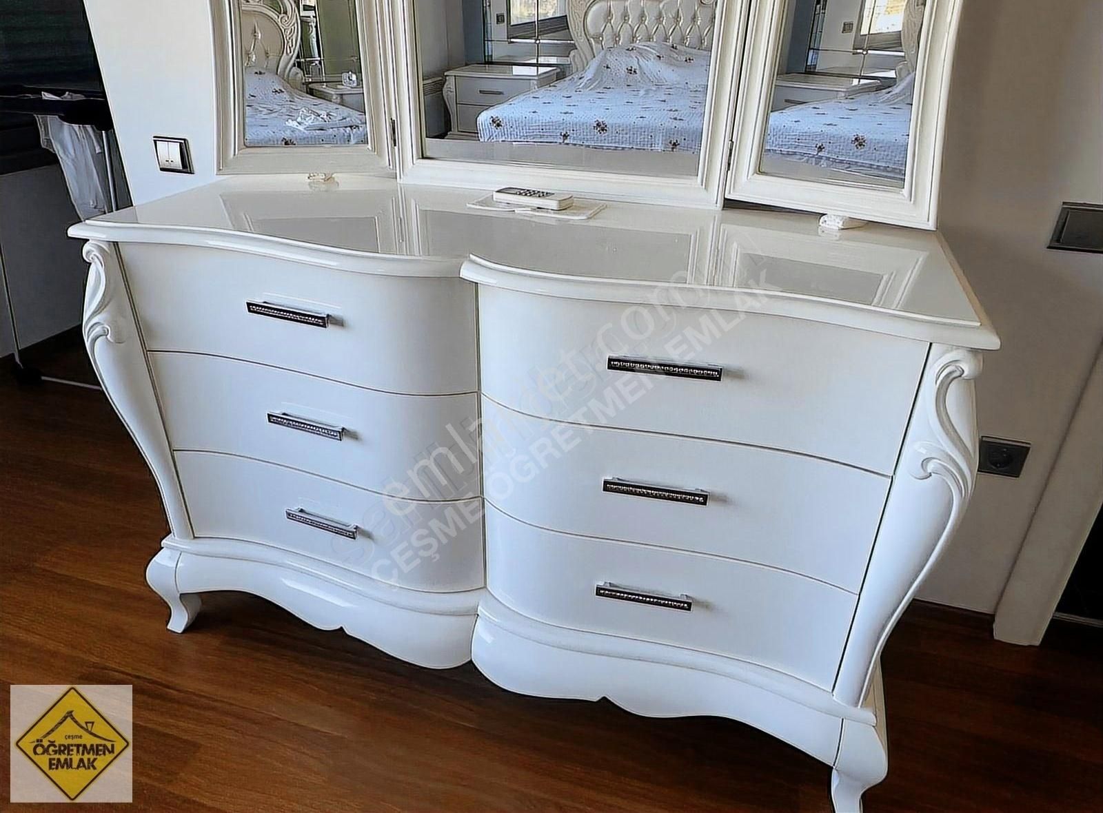 Çeşme Merkezi Konumda Elit Bir Site Tam Müstakil Keyifli Yazlık - Görsel 28