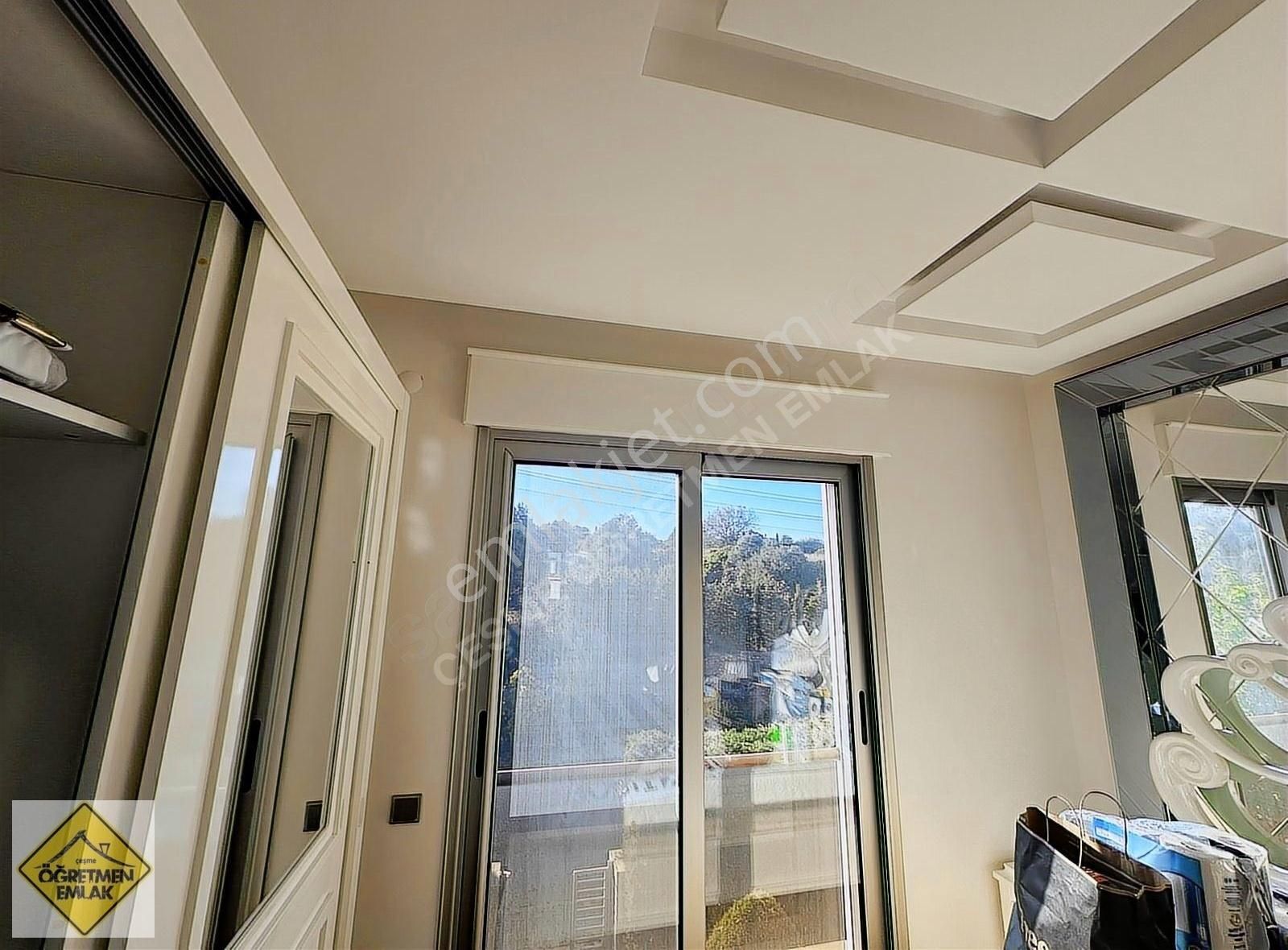 Çeşme Merkezi Konumda Elit Bir Site Tam Müstakil Keyifli Yazlık - Görsel 32