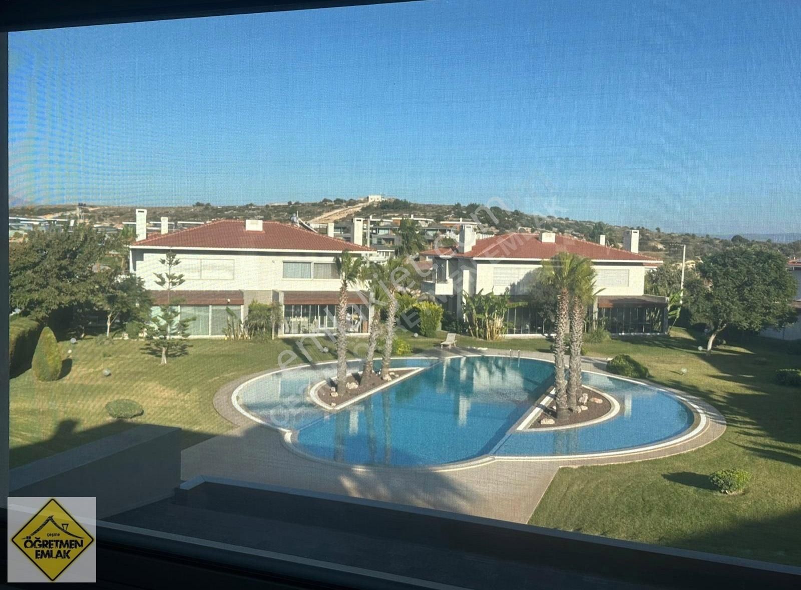 Çeşme Merkezi Konumda Elit Bir Site Tam Müstakil Keyifli Yazlık - Görsel 8