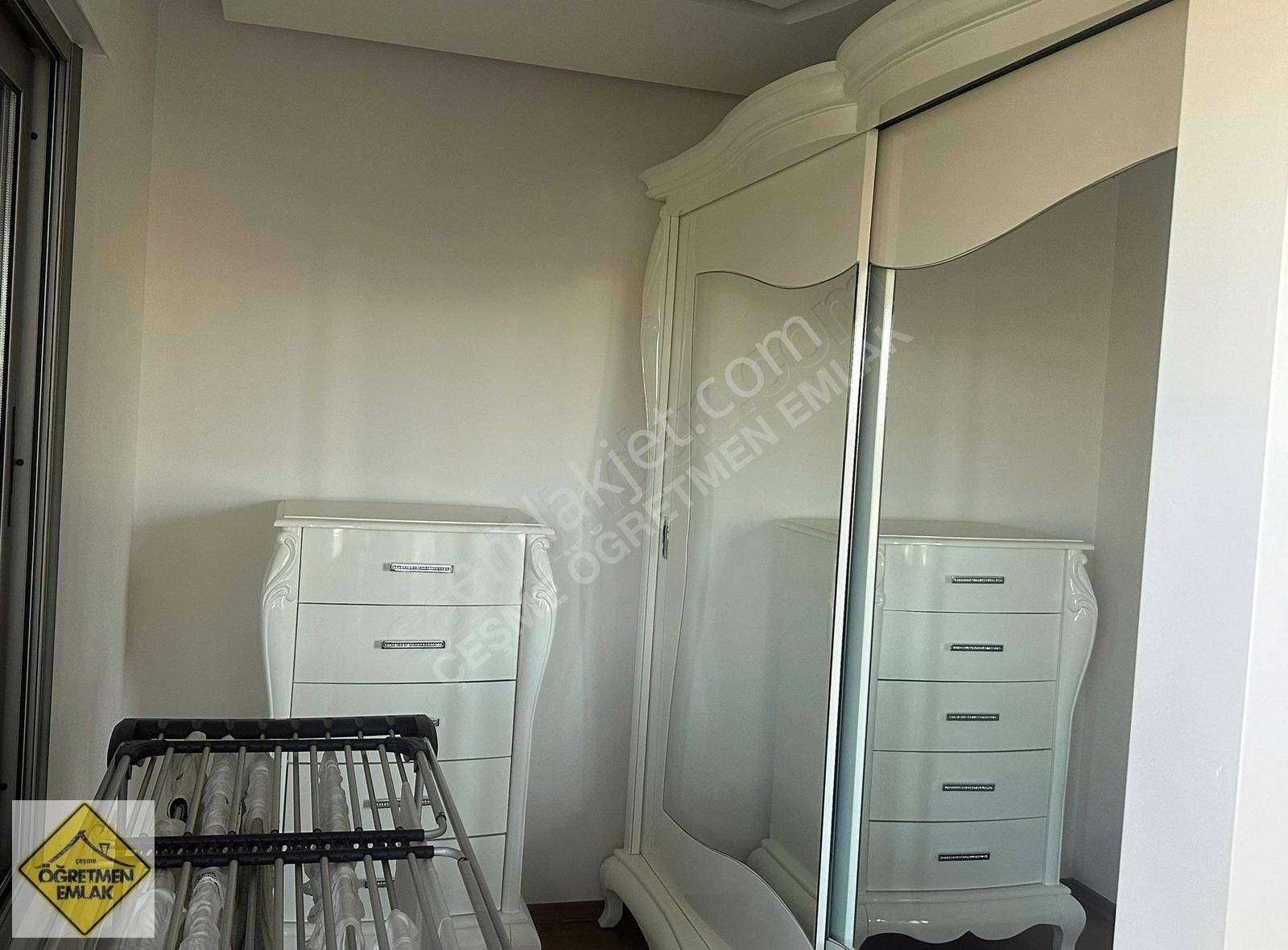 Çeşme Merkezi Konumda Elit Bir Site Tam Müstakil Keyifli Yazlık - Görsel 21