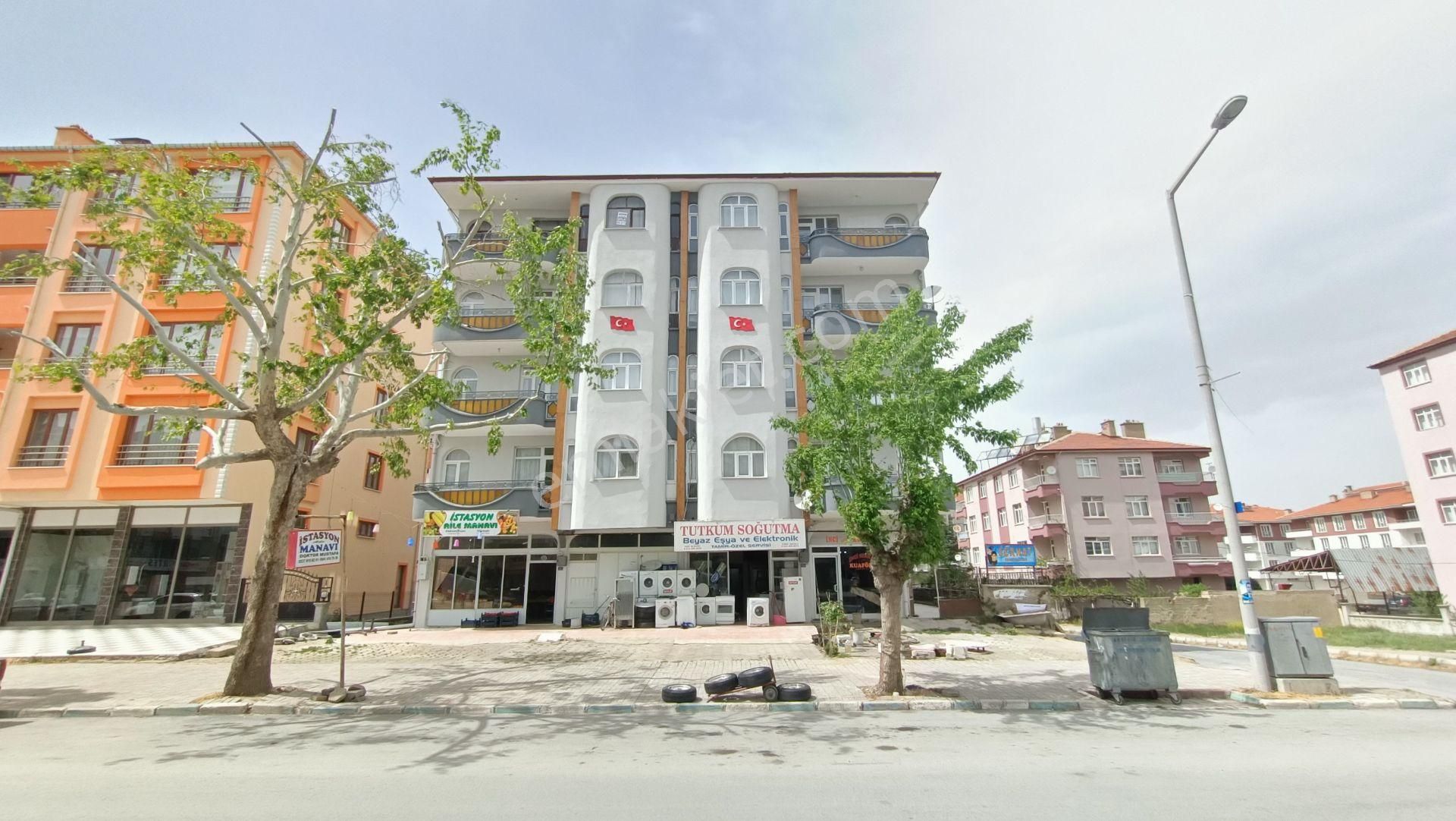 Akşehir İstasyon Satılık Daire  ABİT GM ÇİFT BANYO ÇİFT WC GENİŞ SATILIK 3+1 CADDE CEPHELİ DAİRE