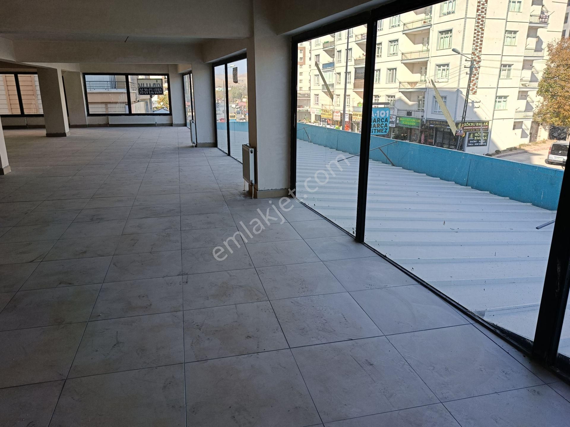 İvedik Cadde Üstü Aşagıyahyalarda 360 M2 Kiralık Dükkan - Görsel 13