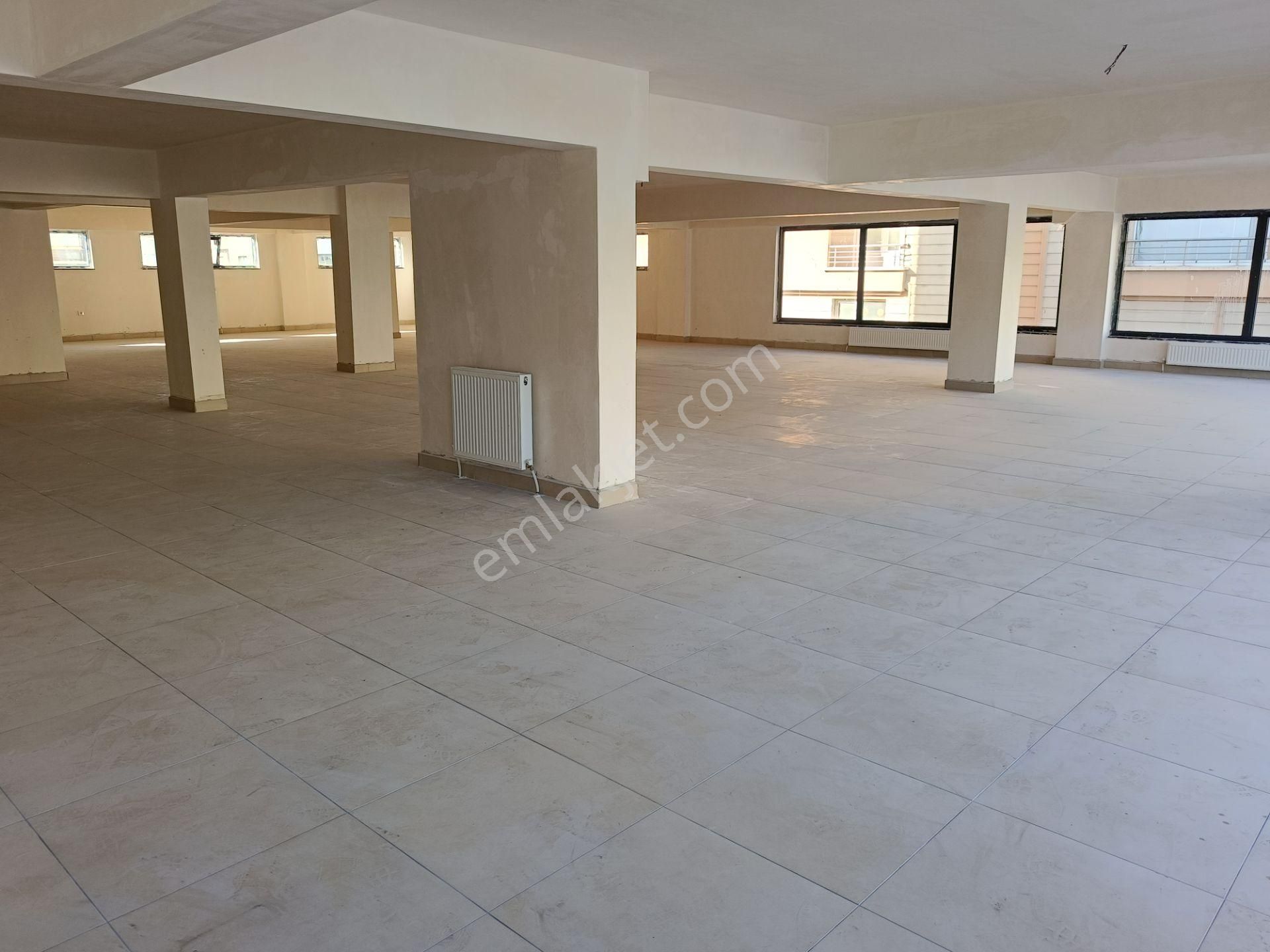 İvedik Cadde Üstü Aşagıyahyalarda 360 M2 Kiralık Dükkan - Görsel 5