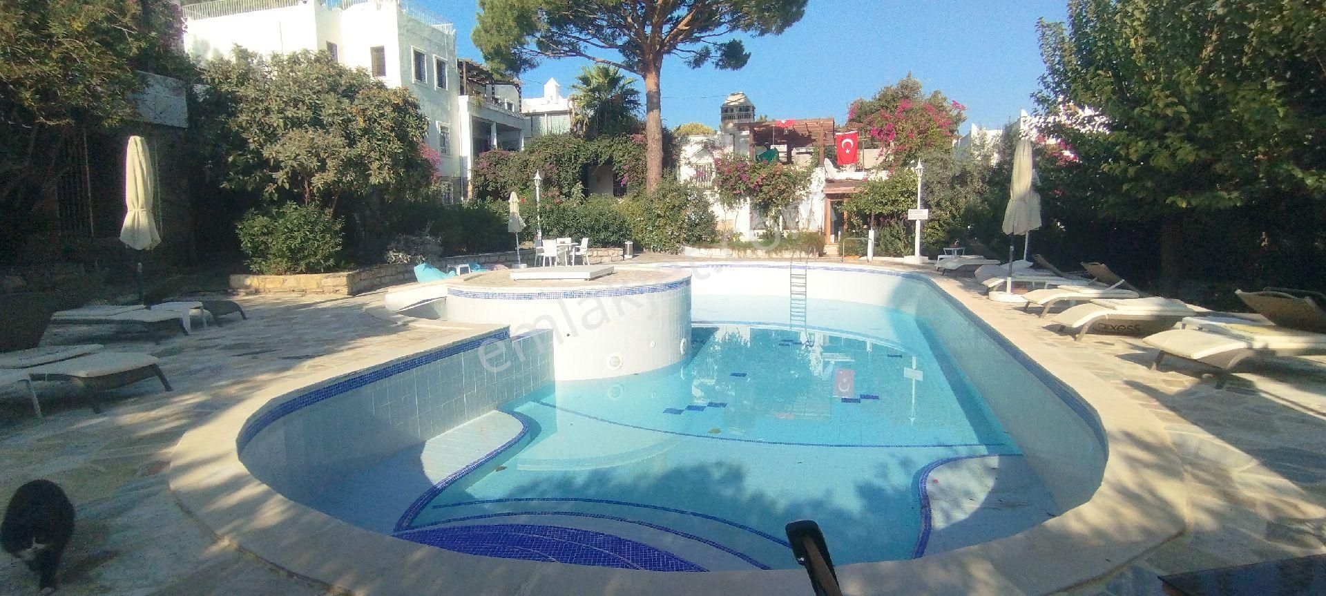 Bodrum Türkkuyusu Kiralık Daire Bodrum merkezde 2+1 aylık ödemeli bahçe katı daire