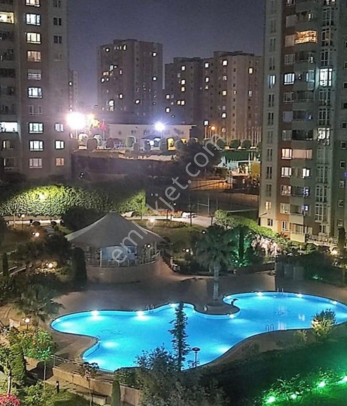 Küçükçekmece Atakent Satılık Daire SOYAK OLİMPİAKENT 94 M2 PEYZAJMANZARALI BOŞ SATILIK DAİRE